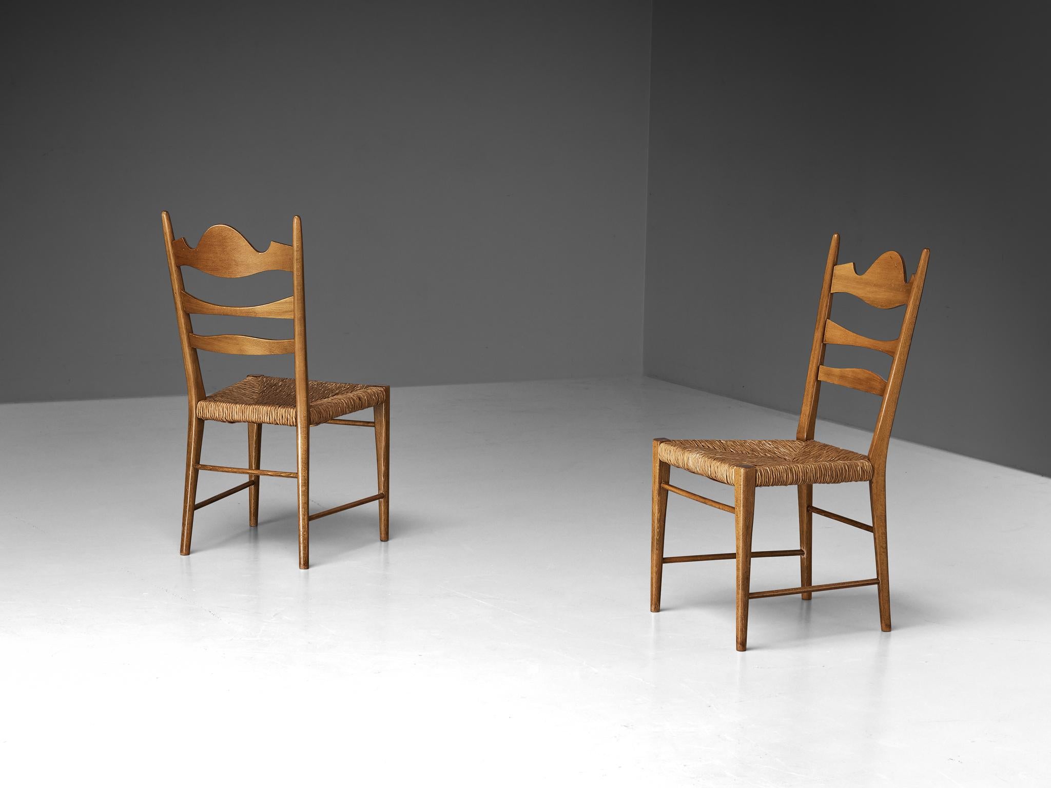 Mid-20th Century Pair of Italian Dining Chairs with Carved Backs and Straw Seats  For Sale