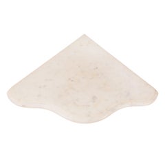 Ein Paar italienische Eck-Wandhalterungen im Louis-XV-Stil des frühen 19. Jahrhunderts