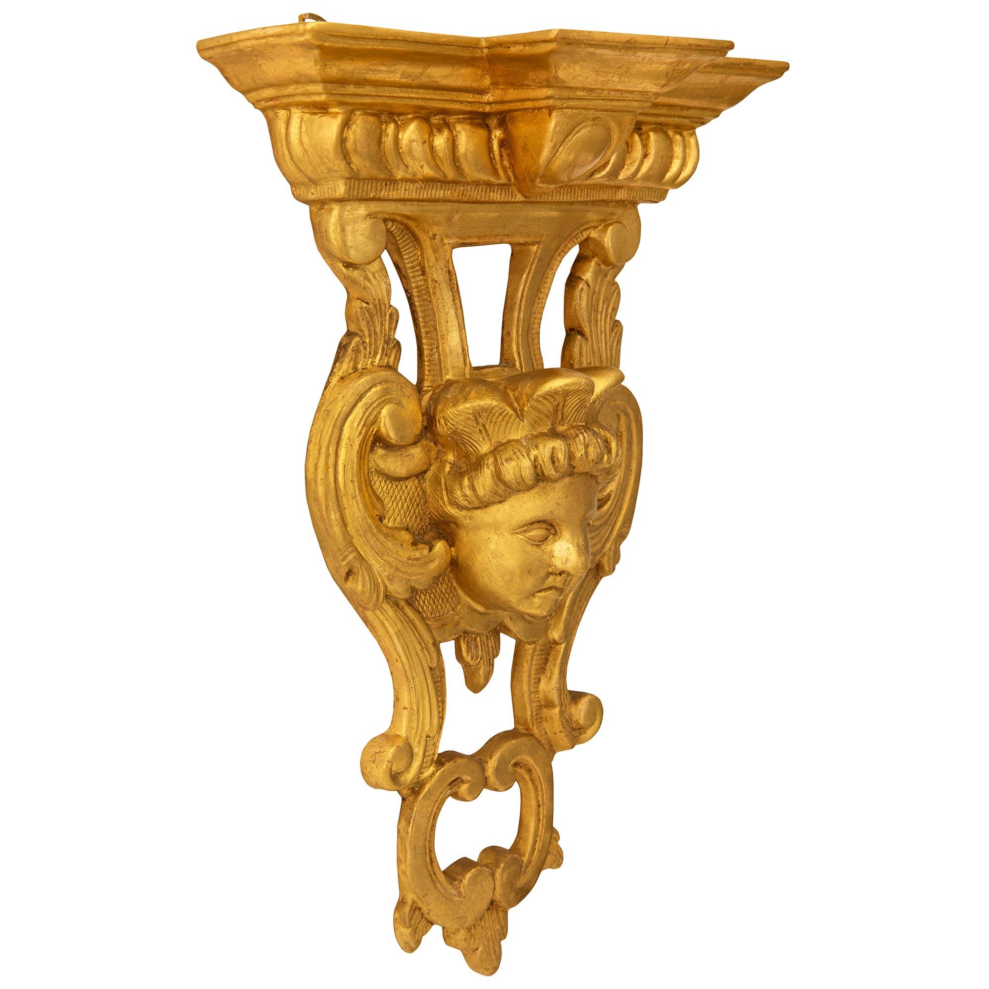 19th Century pair of Italian early 19th century Louis XVI st. Giltwood wall brackets For Sale