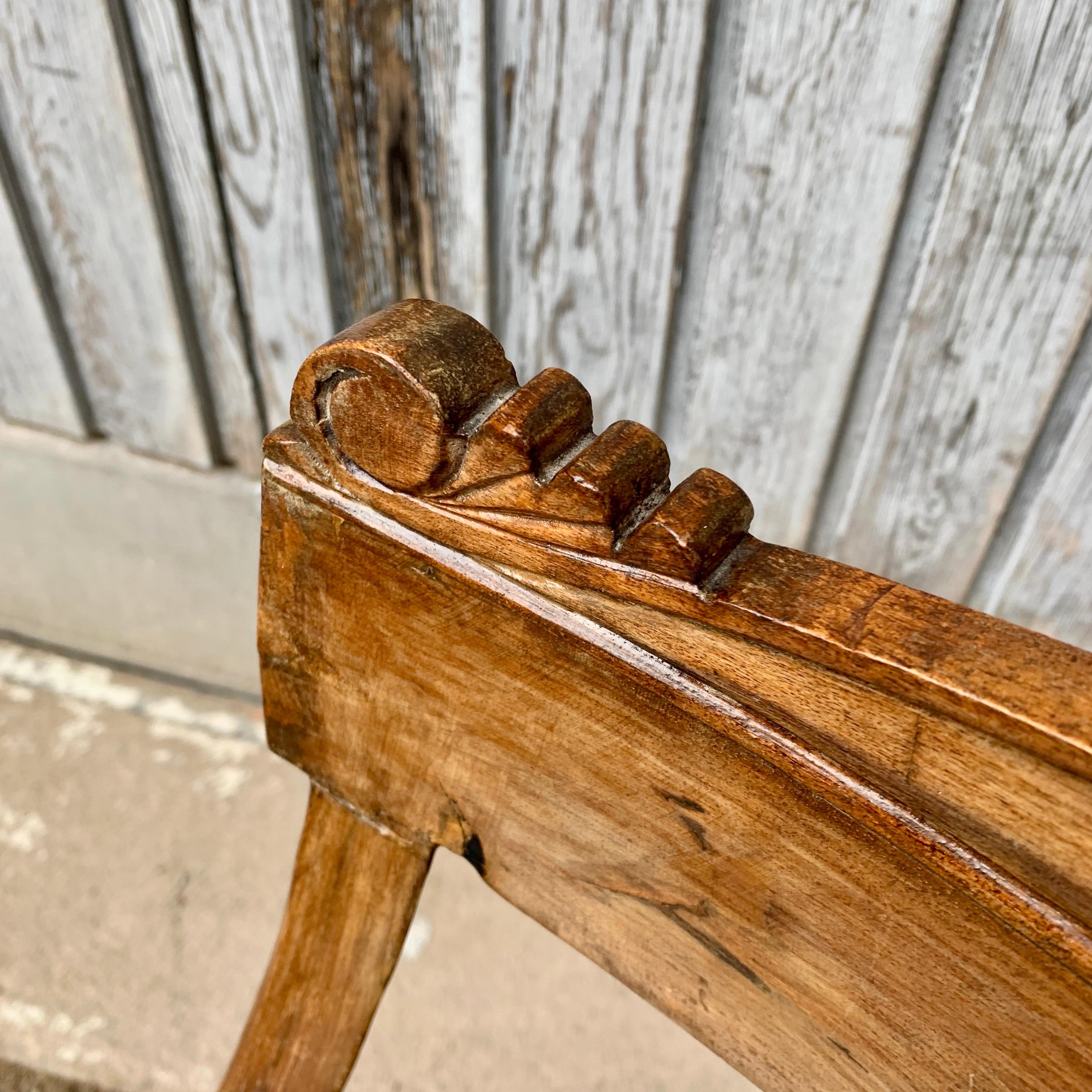 Pair of Italian Empire Dining Chairs From Early 19th Century For Sale 11