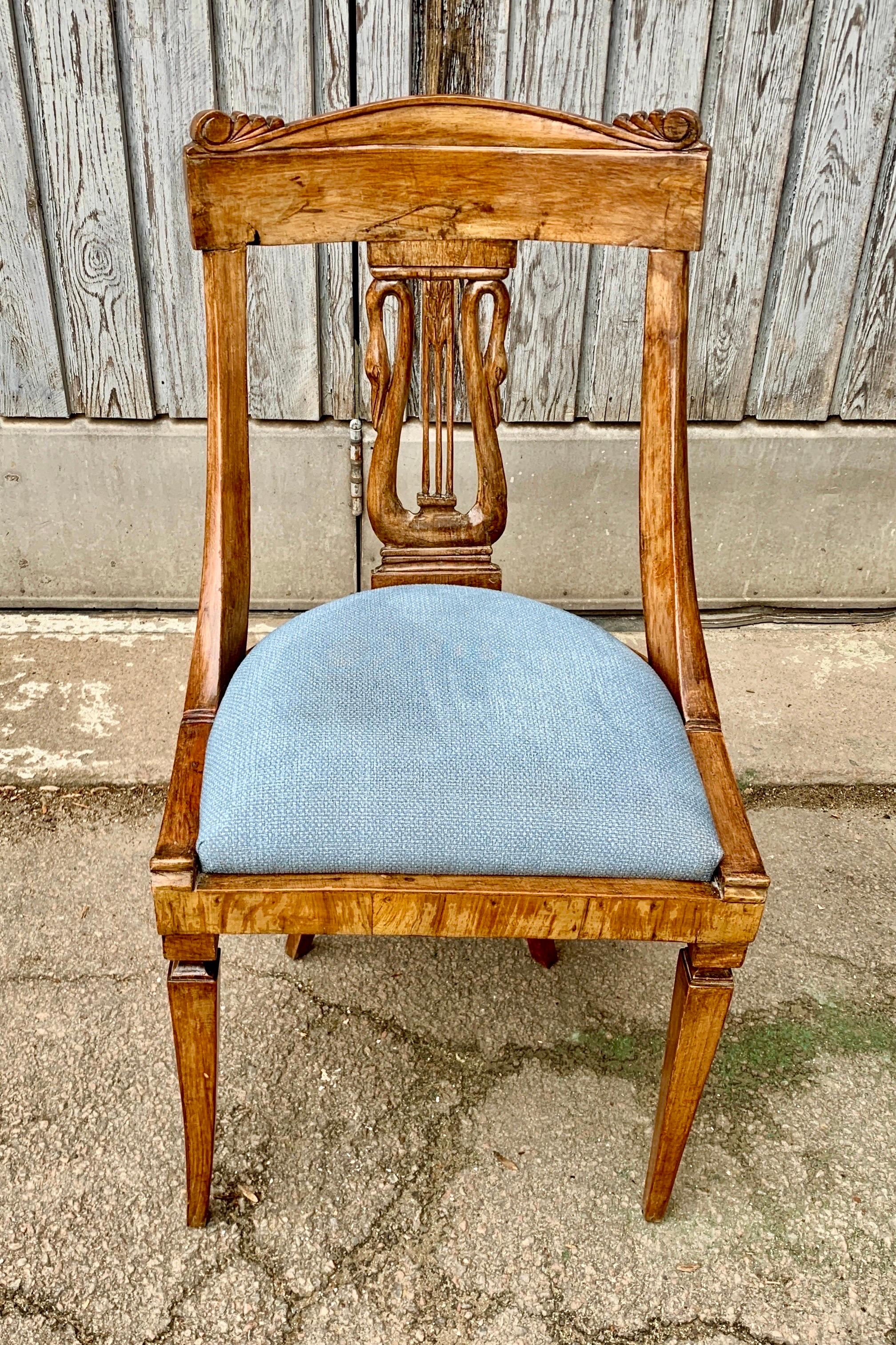Pair of Italian Empire Dining Chairs From Early 19th Century For Sale 4