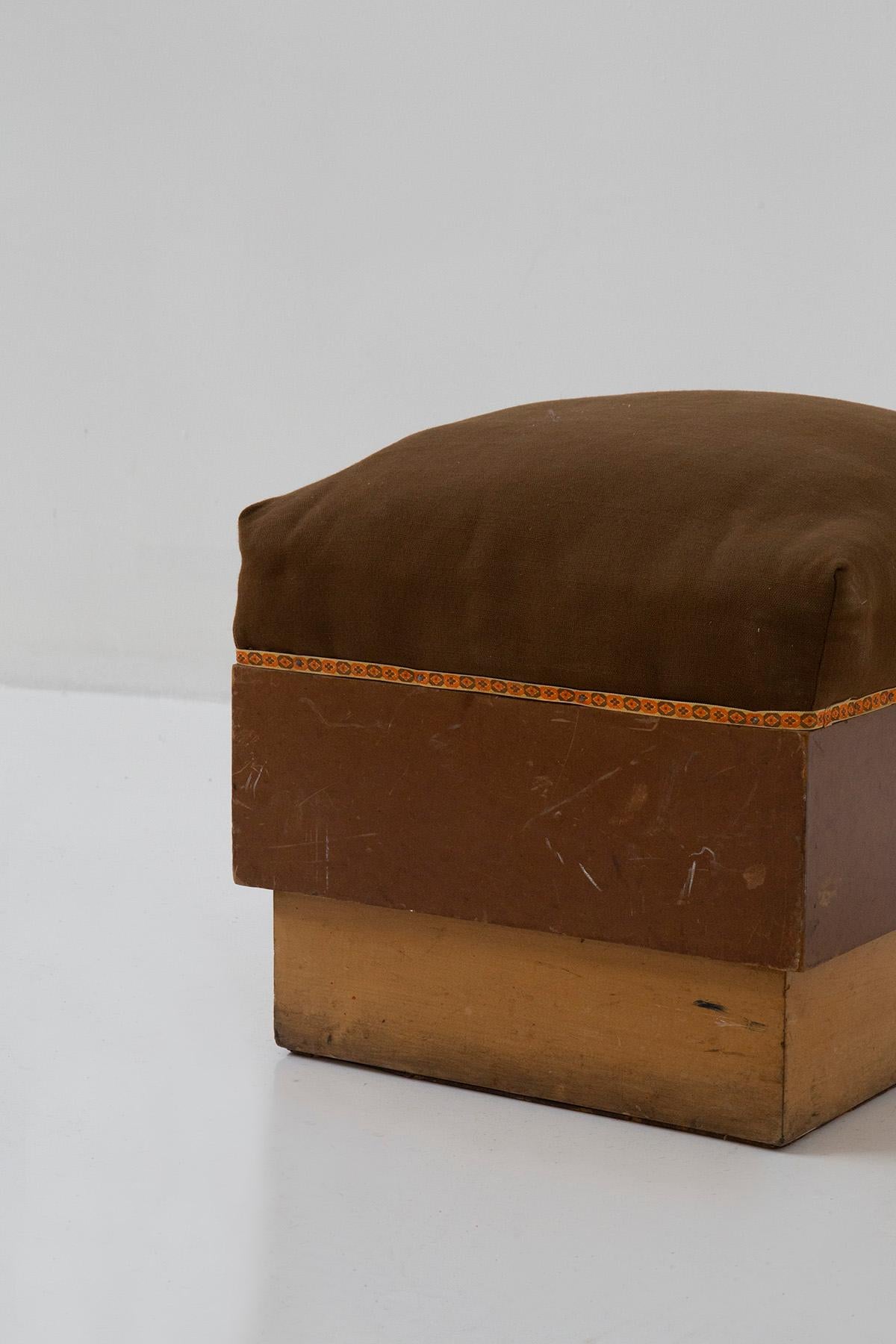 Mid-20th Century Pair of Italian Fabric and Wood Art Decò Poufs For Sale