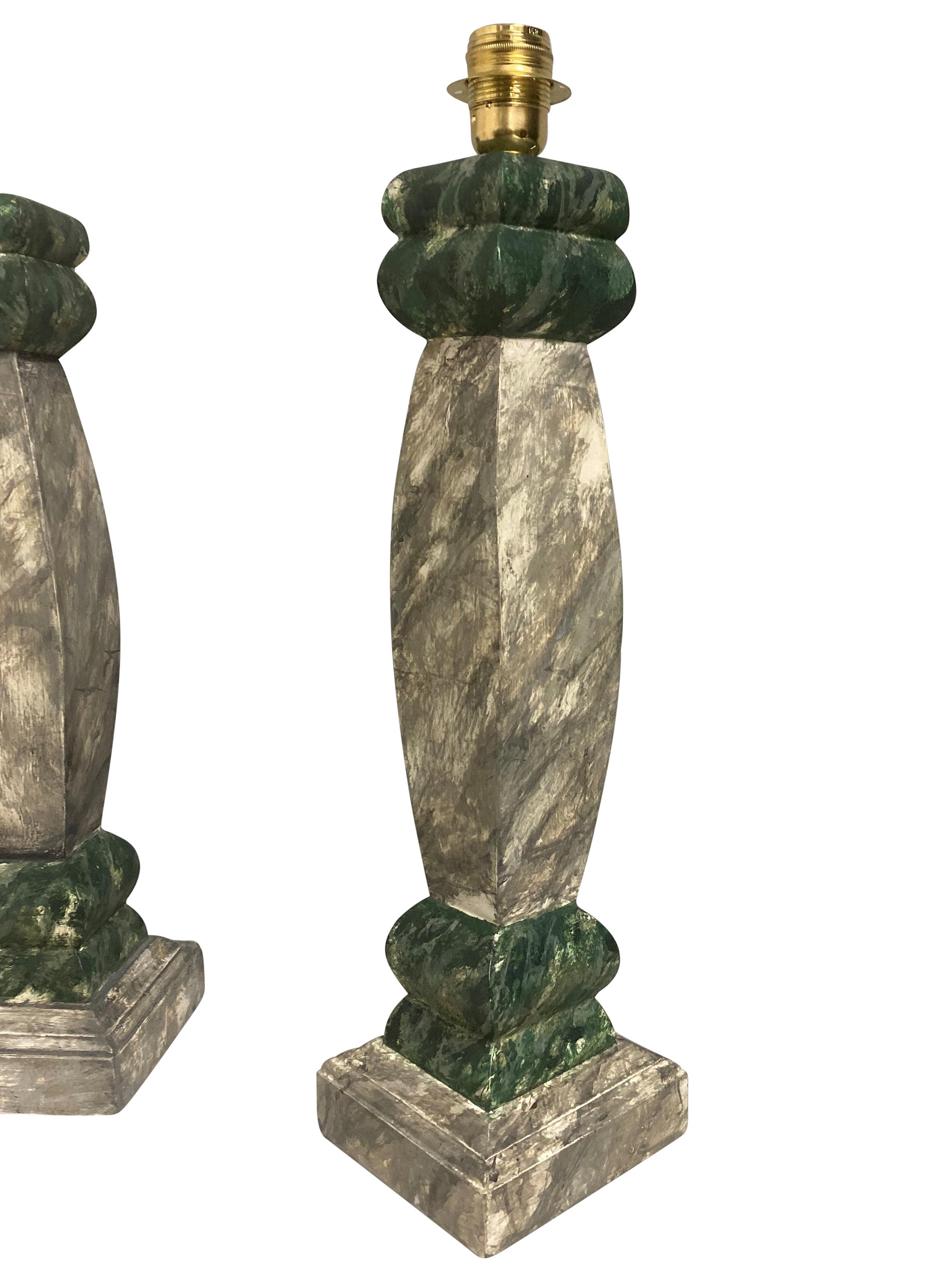 Mid-20th Century Pair Of Italian Faux Marble Balustrade Lamps For Sale