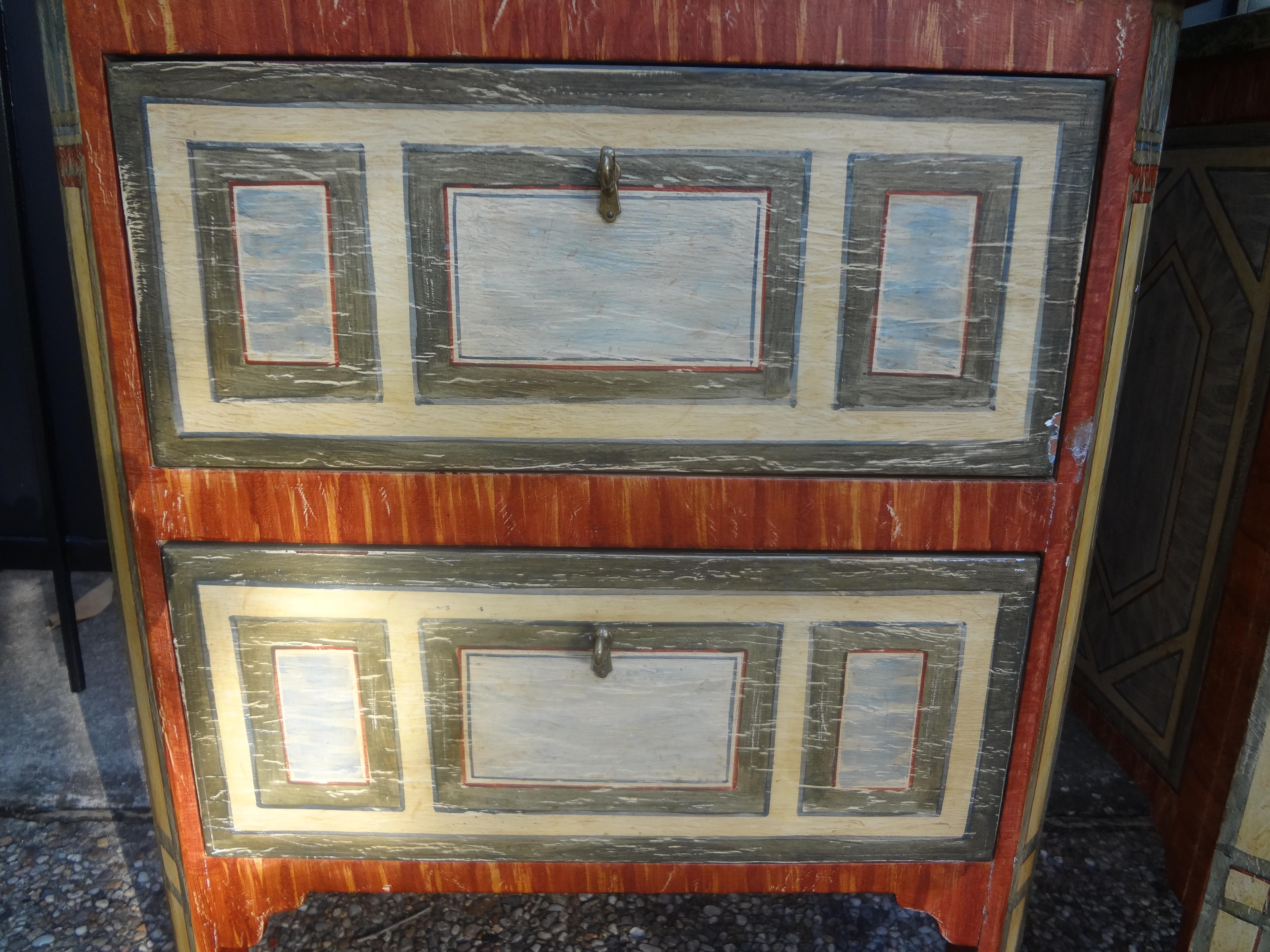 Pair of Italian Faux Marble Painted Chests or Commodini In Good Condition In Houston, TX
