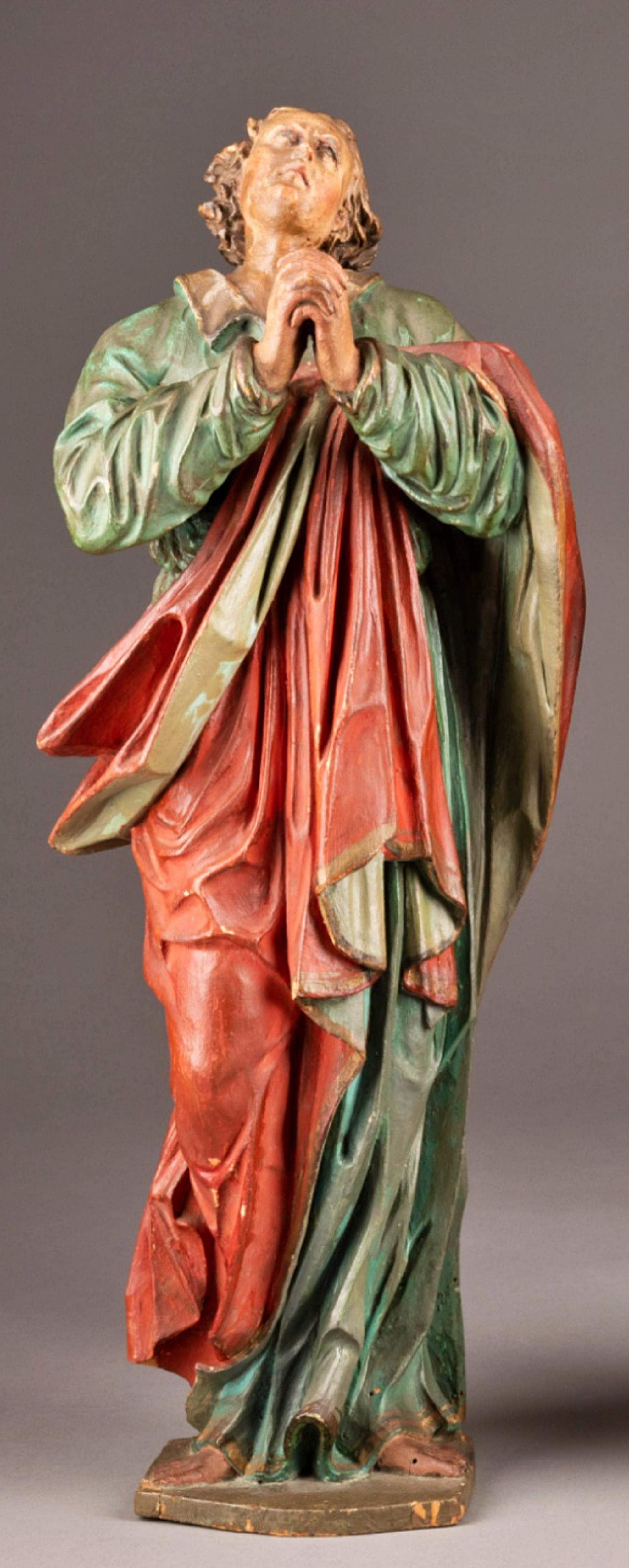 Hand-Crafted Pair of Italian Figures from a Crucifixion Group: Mary and John, 17th Century  For Sale
