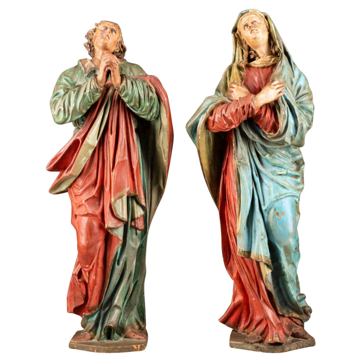 Pair of Italian Figures from a Crucifixion Group: Mary and John, 17th Century  For Sale