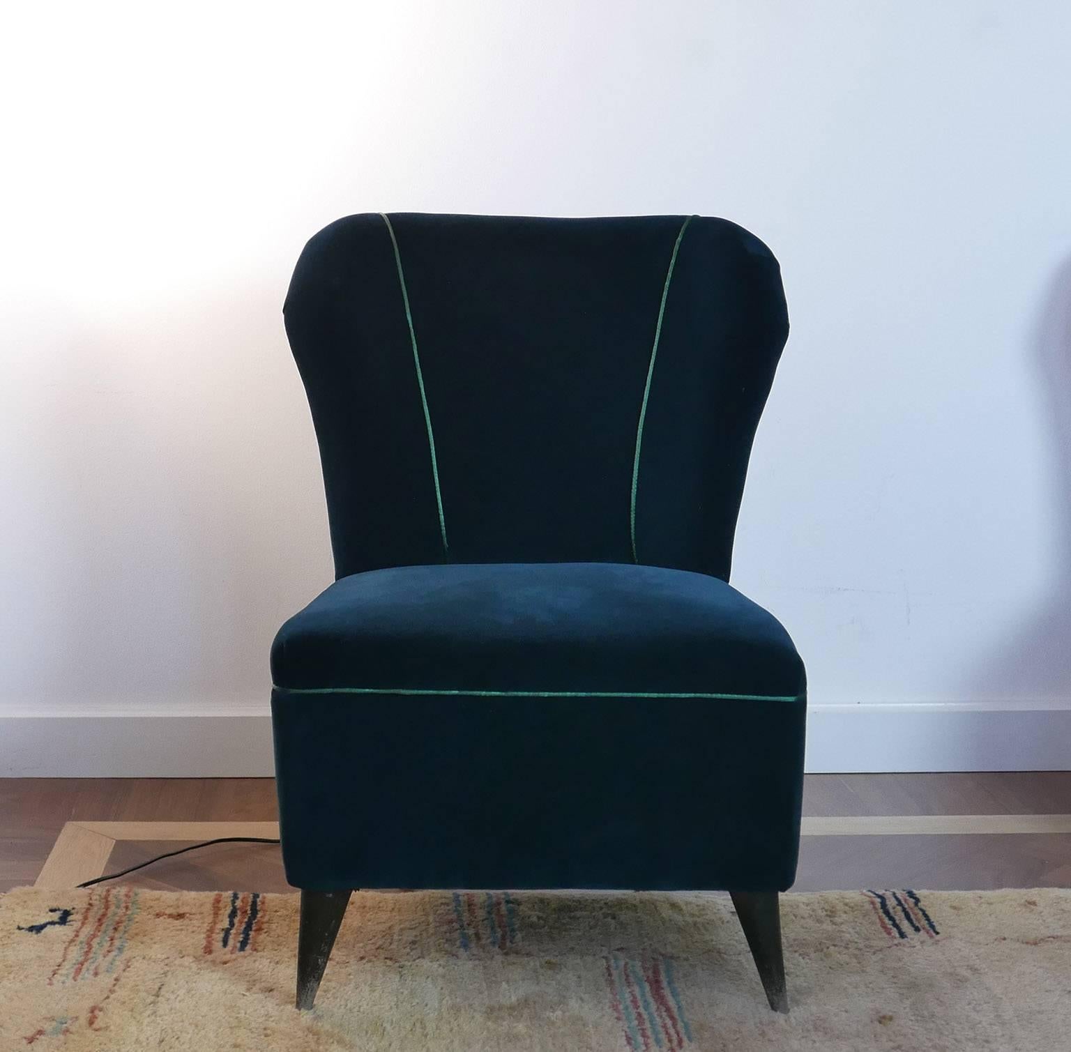 Pair of Italian Armchairs in Green Velvet by ISA Bergamo, 1950s For Sale 3