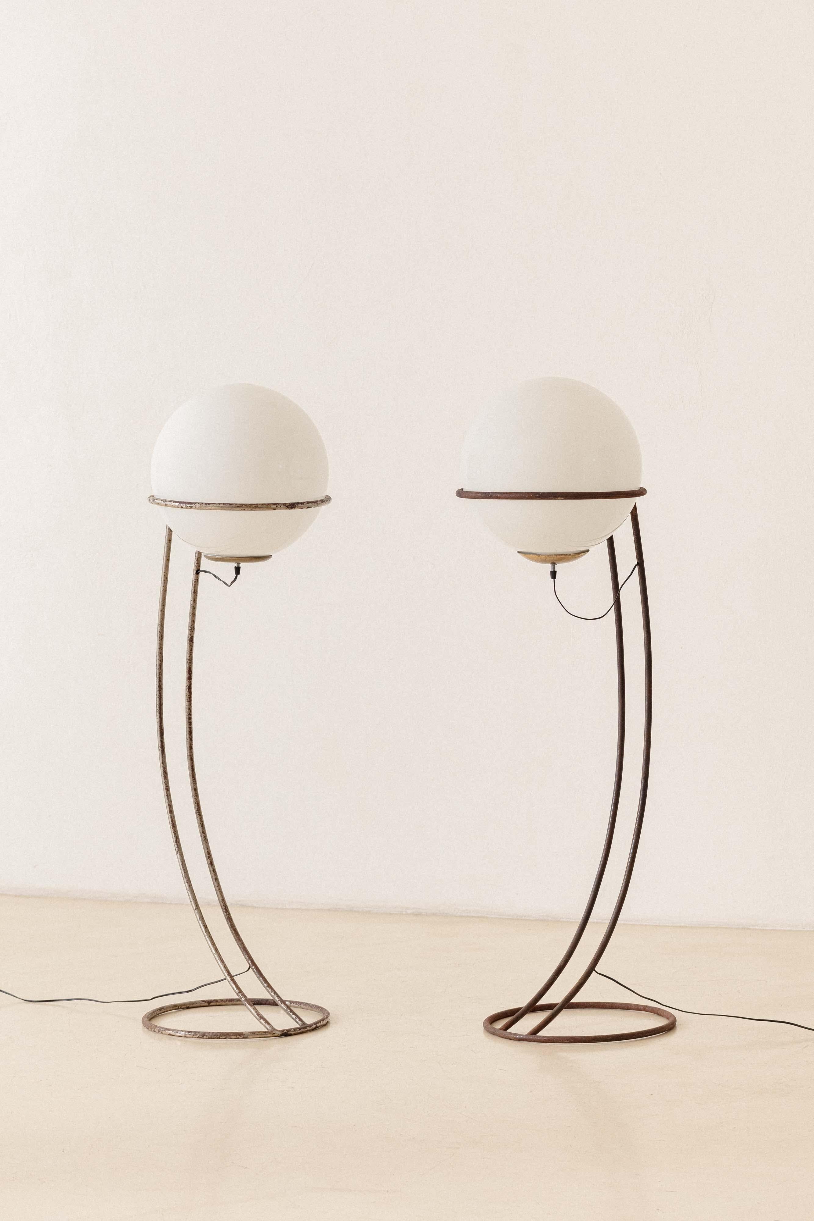 Metal Pair of Italian Floor Lamps by Unknown Designer, 1950s, Gino Sarfatti Style For Sale