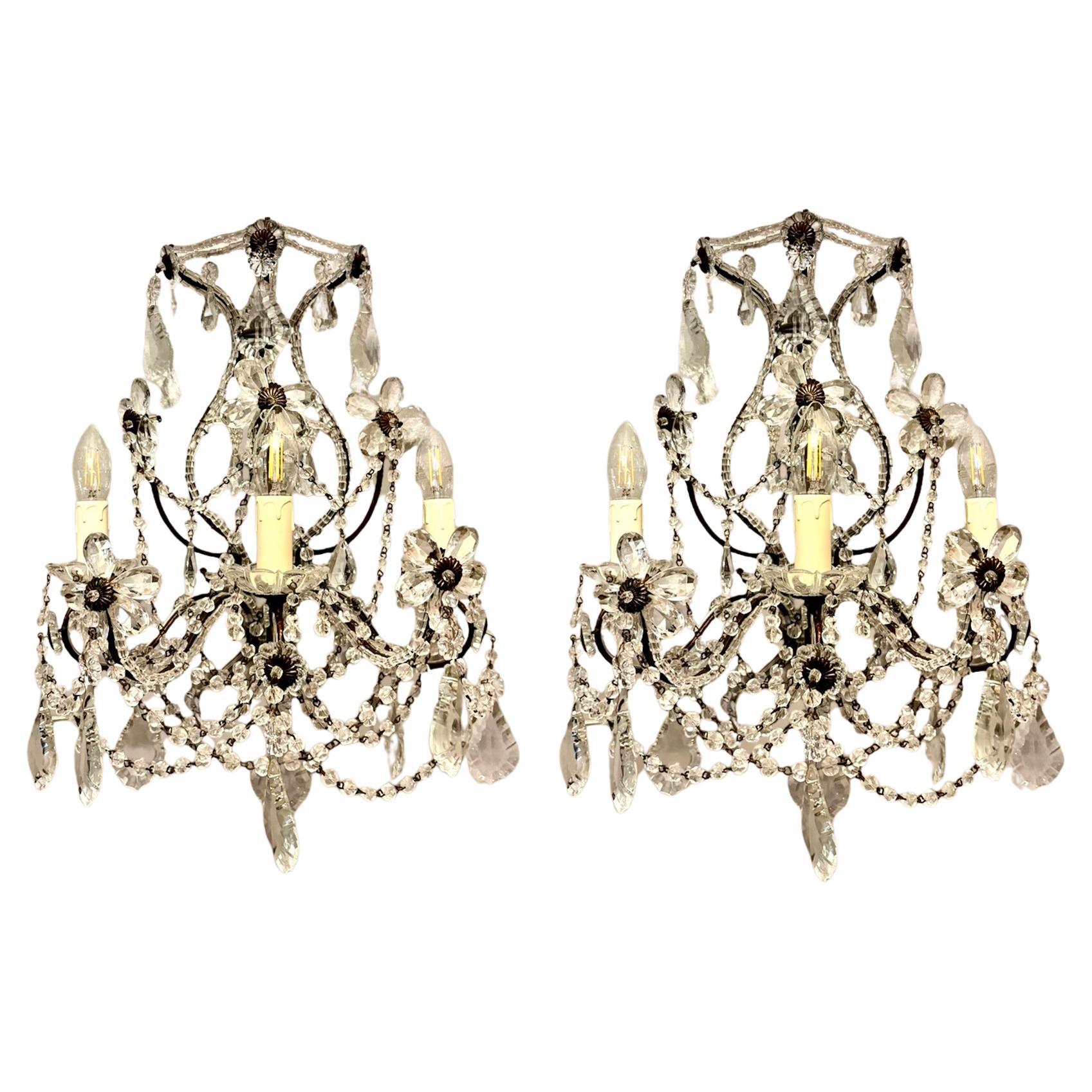 Pareja de candelabros florentinos italianos en venta