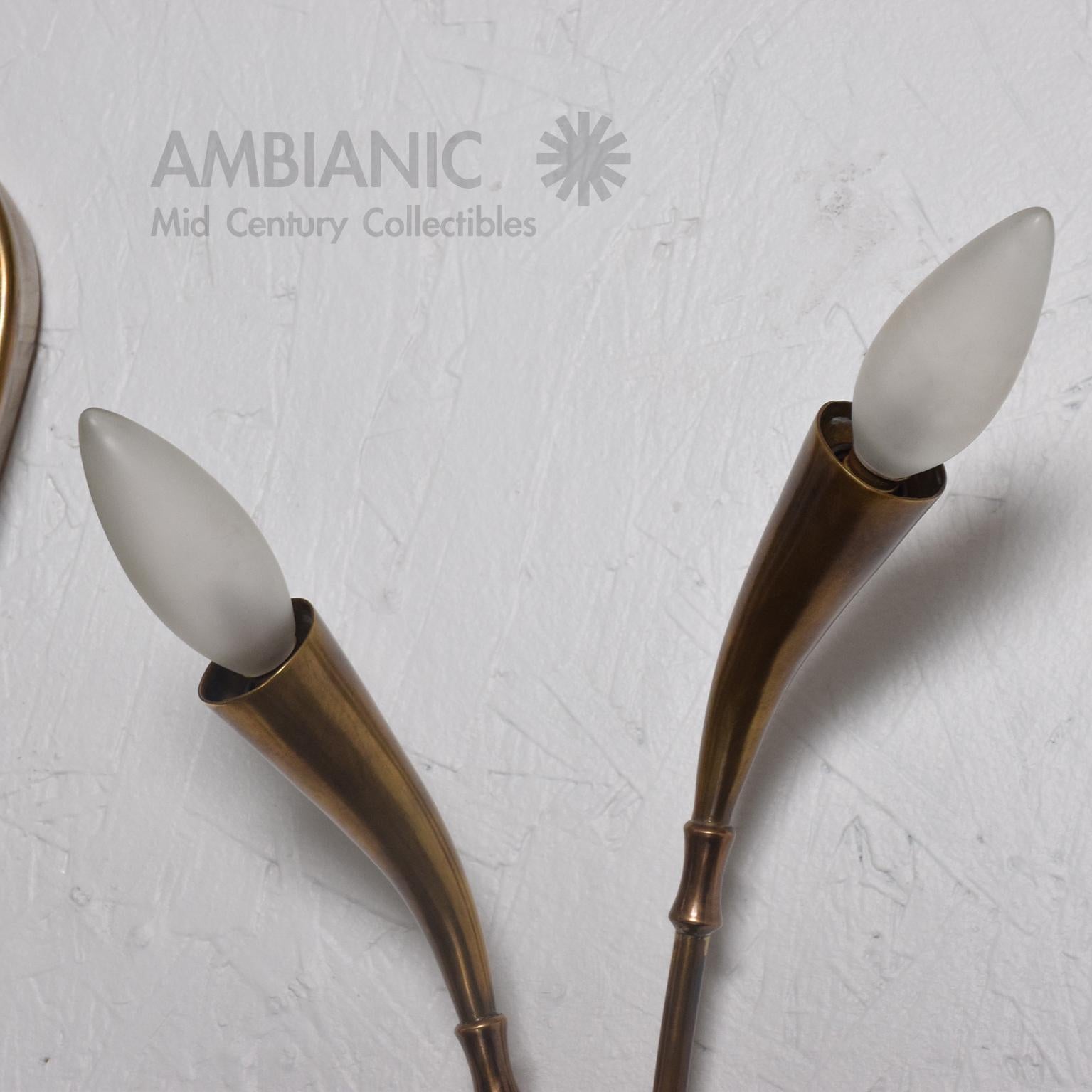 Mid-20th Century Italian Flower Bud Wall Sconces Patinated Brass Style of Stilnovo 1950s Italy