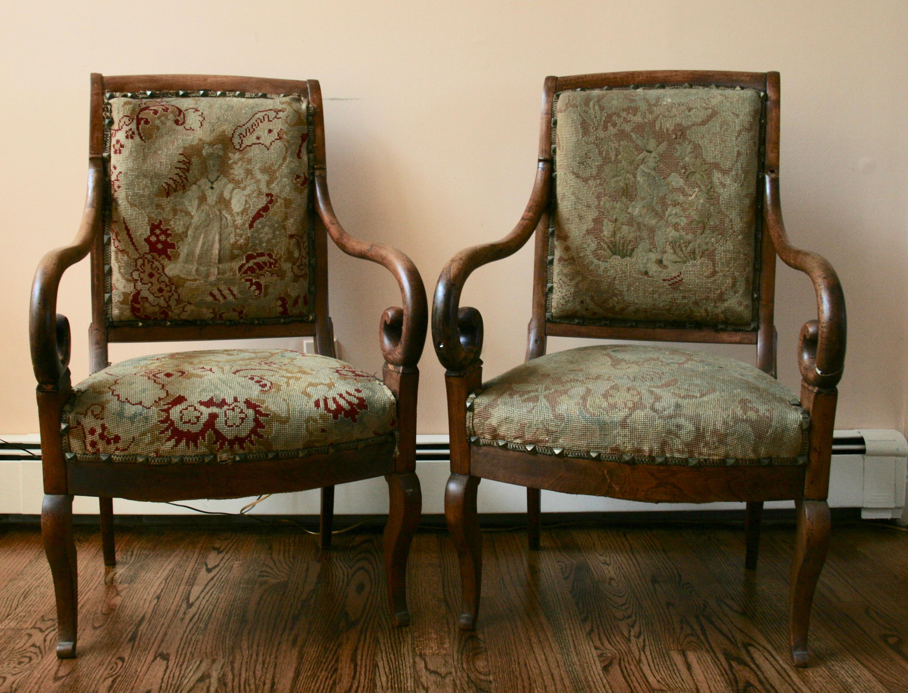 Pair of 19 th Century  Italian Fruitwood Chairs In Good Condition For Sale In Douglas Manor, NY