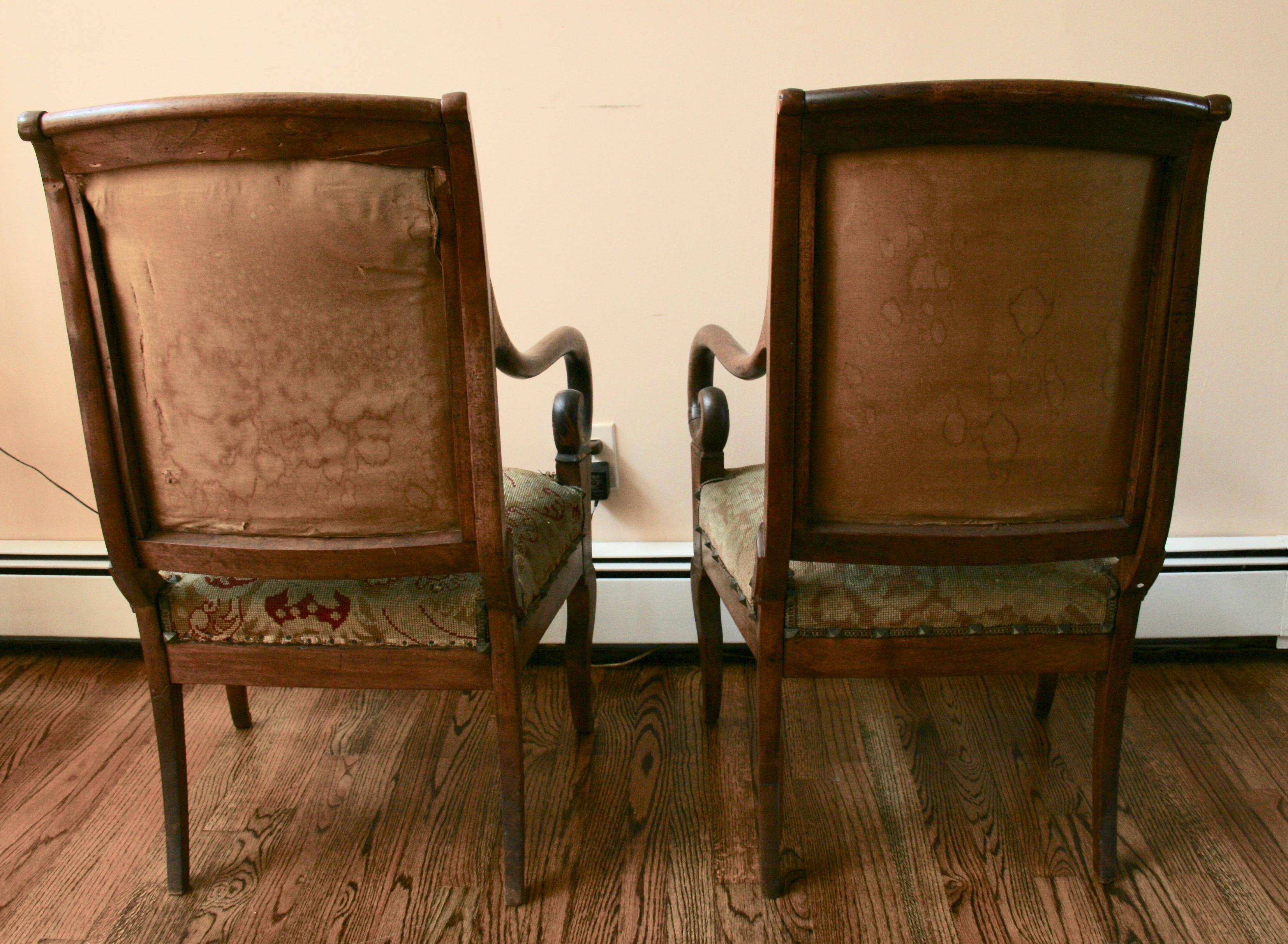 Pair of 19 th Century  Italian Fruitwood Chairs For Sale 4
