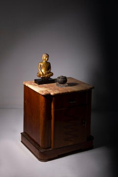 Pair of Italian Futurist bedside tables in marble and wood, with iconographic in