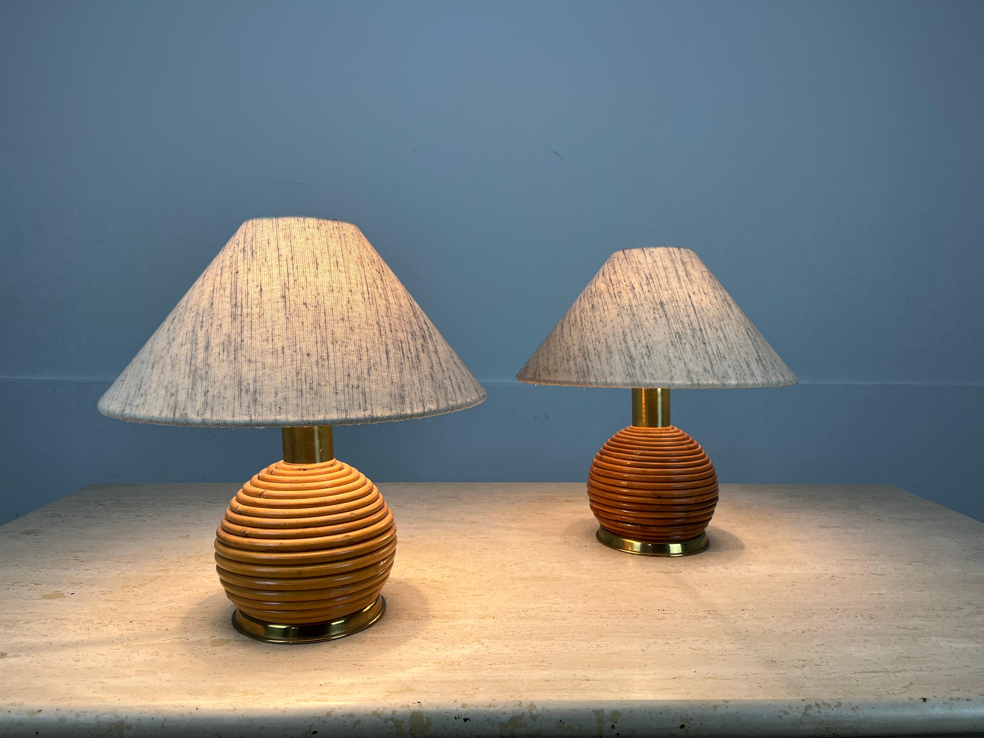Pair of Italian rattan table lamps 1960's mediados del siglo XX en venta