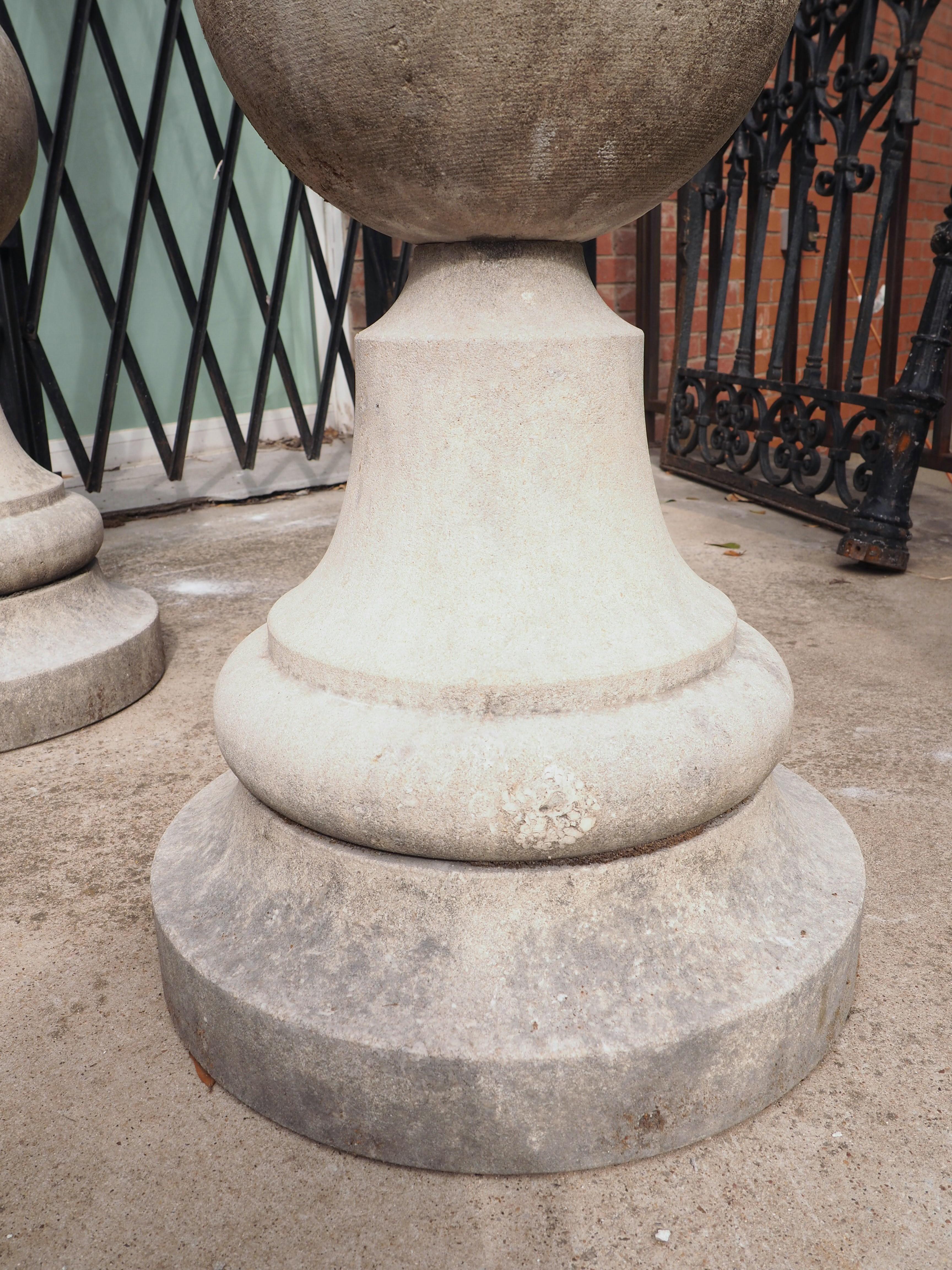 Contemporary Pair of Italian Garden Ball Finials in Carved Limestone