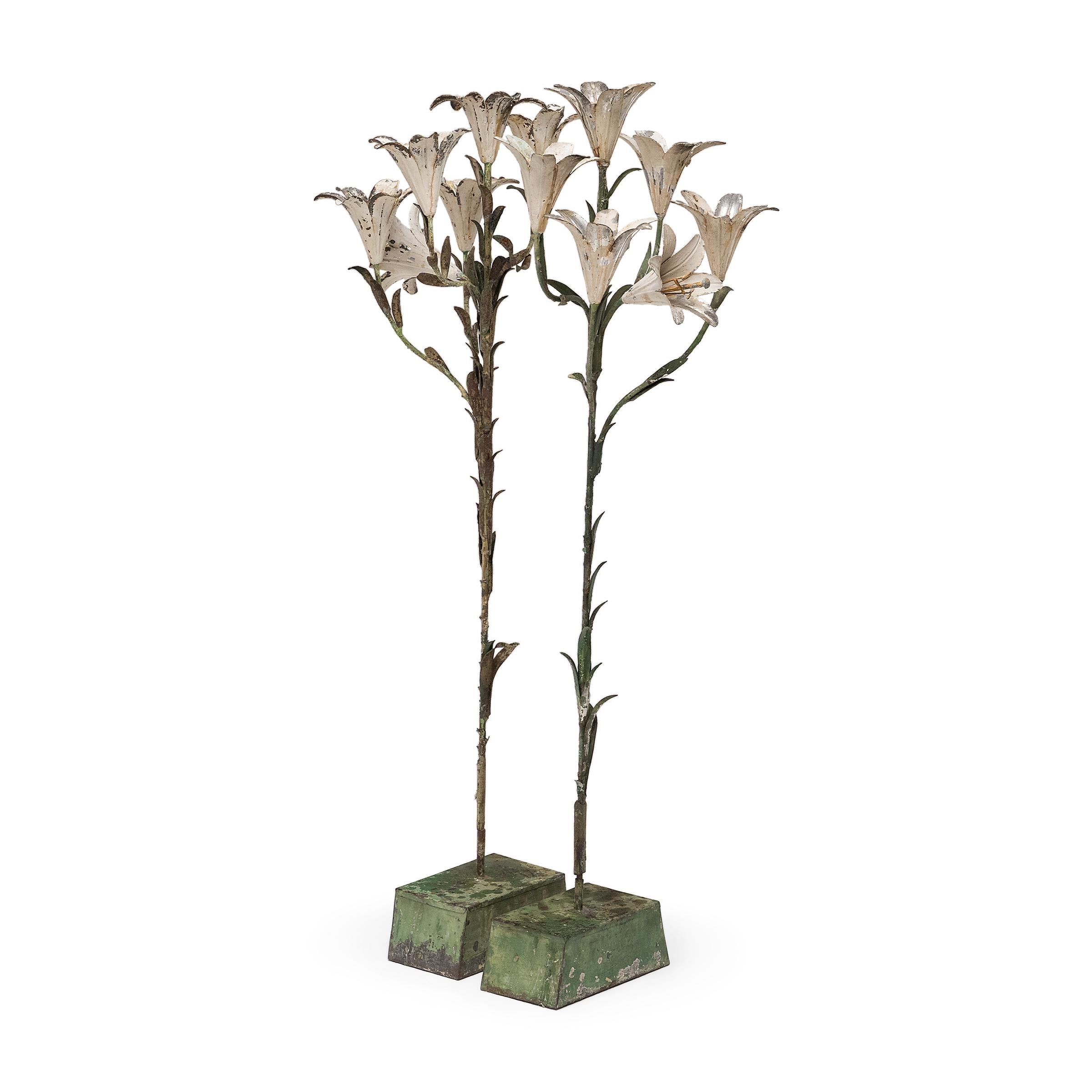 20th Century Pair of Italian Garden Lily Floor Candelabras, c. 1930s For Sale