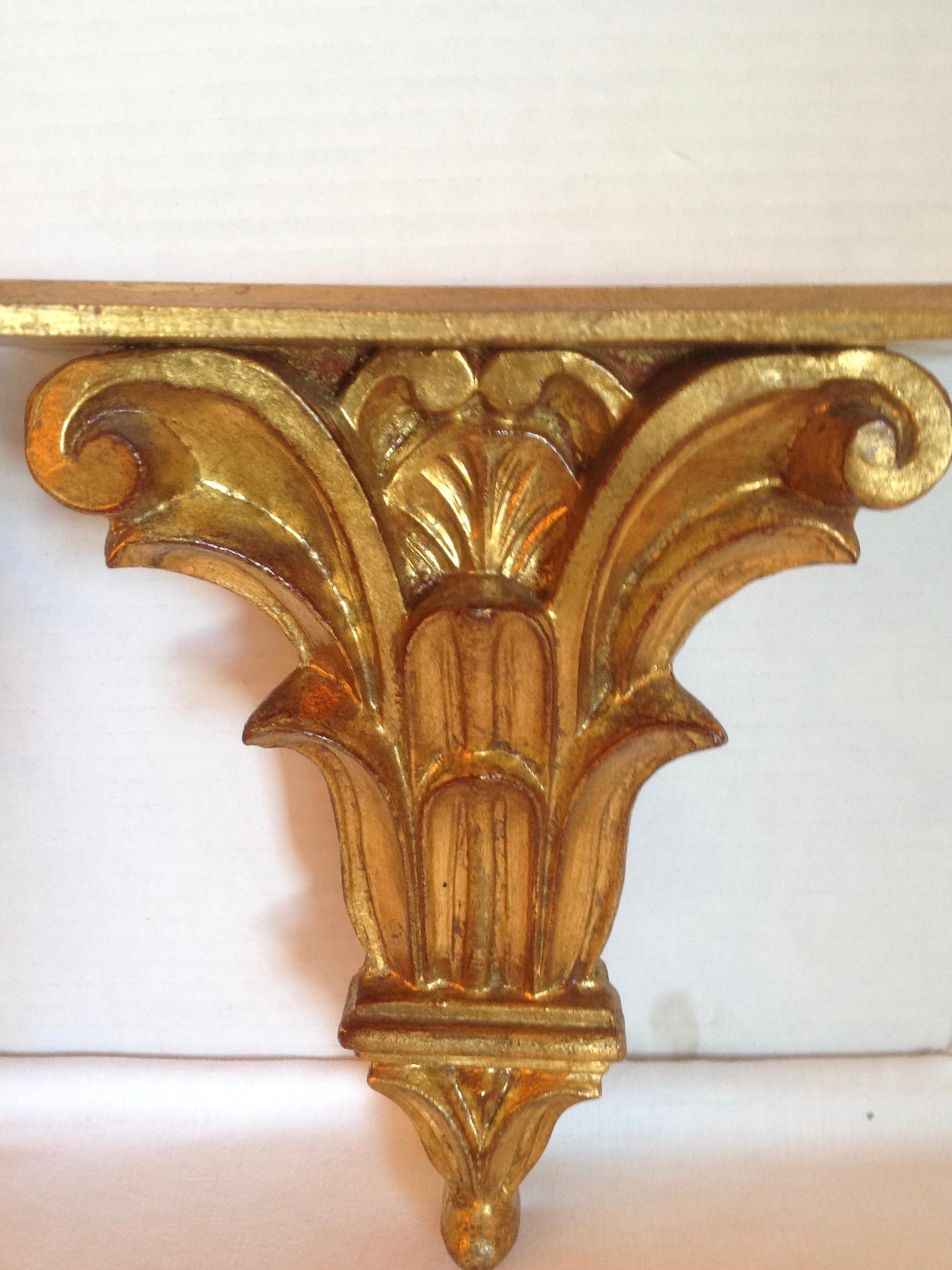 Pair of Italian Gilded Brackets In Good Condition In West Palm Beach, FL