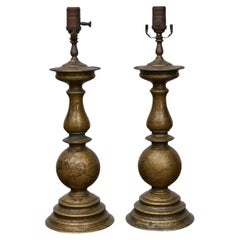 Coppia di balaustre italiane in ottone dorato del 1920, montate come lampade da tavolo a filo