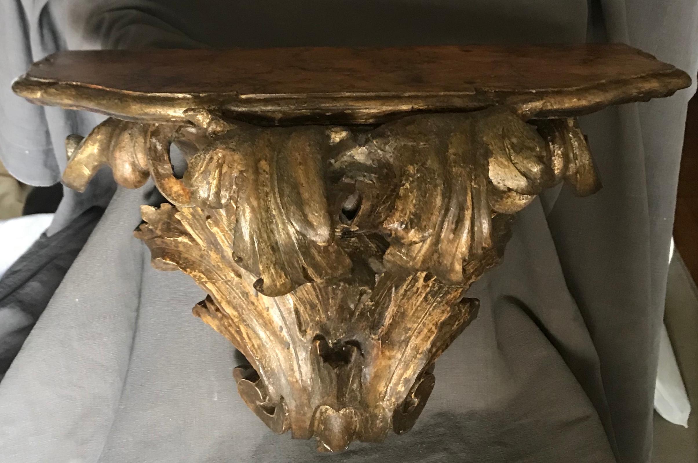 Pair Large Italian Gilt-Carved Brackets For Sale 7