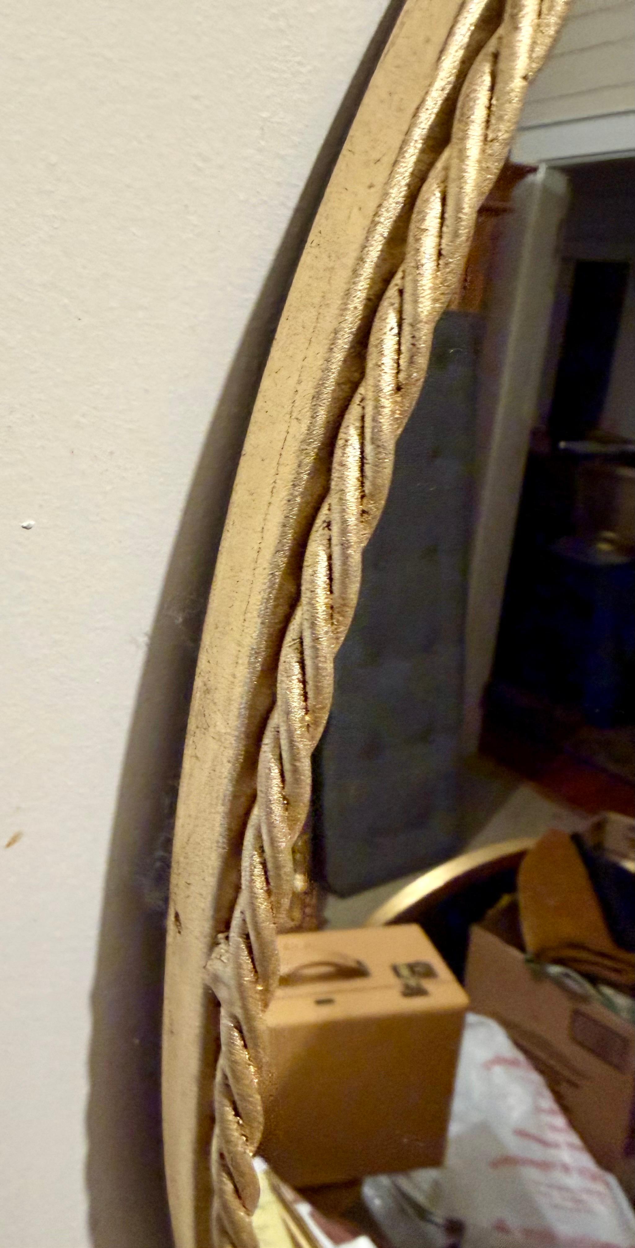 Paire de miroirs à cordes en fer doré italiens en vente 6