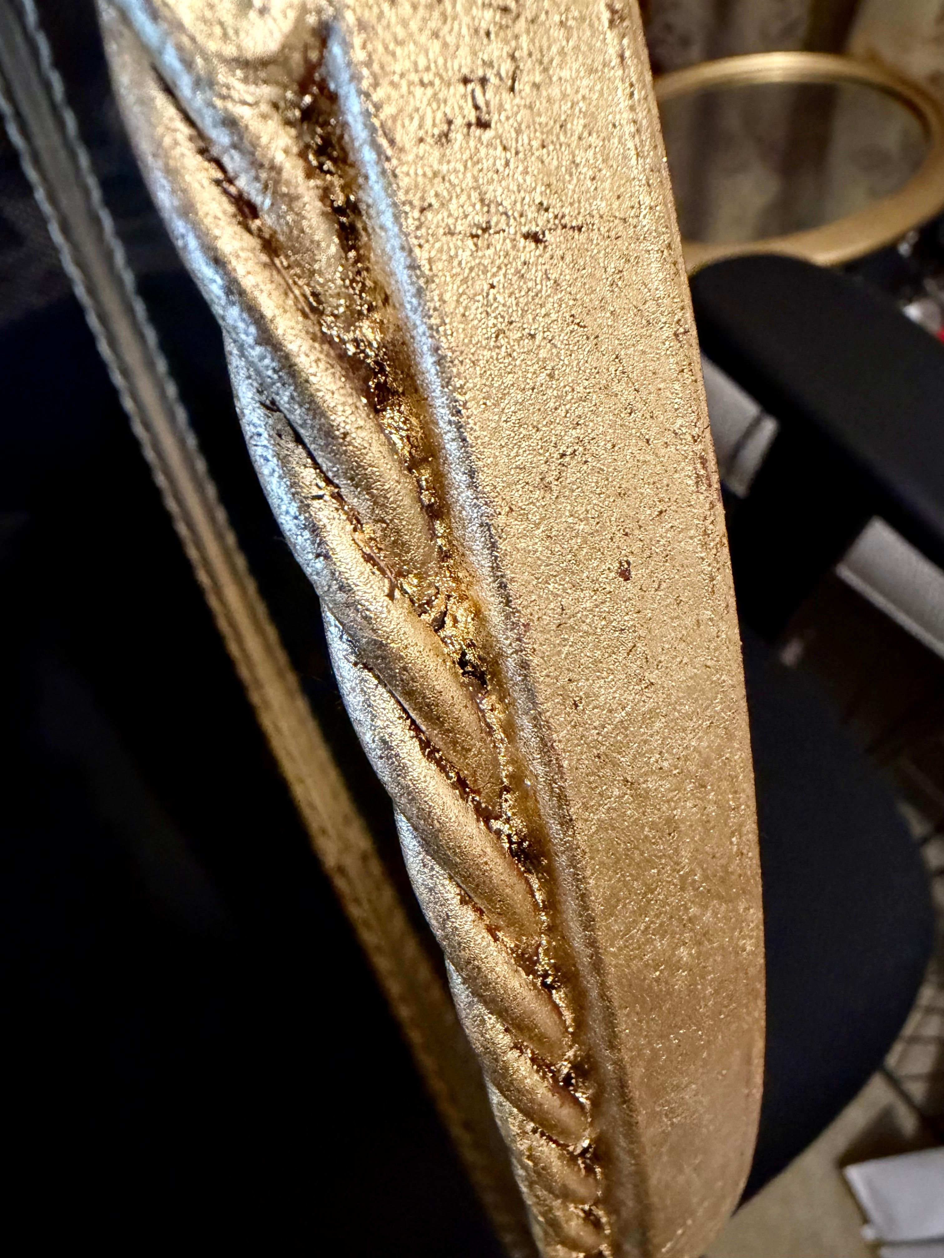 Paire de miroirs à cordes en fer doré italiens en vente 1