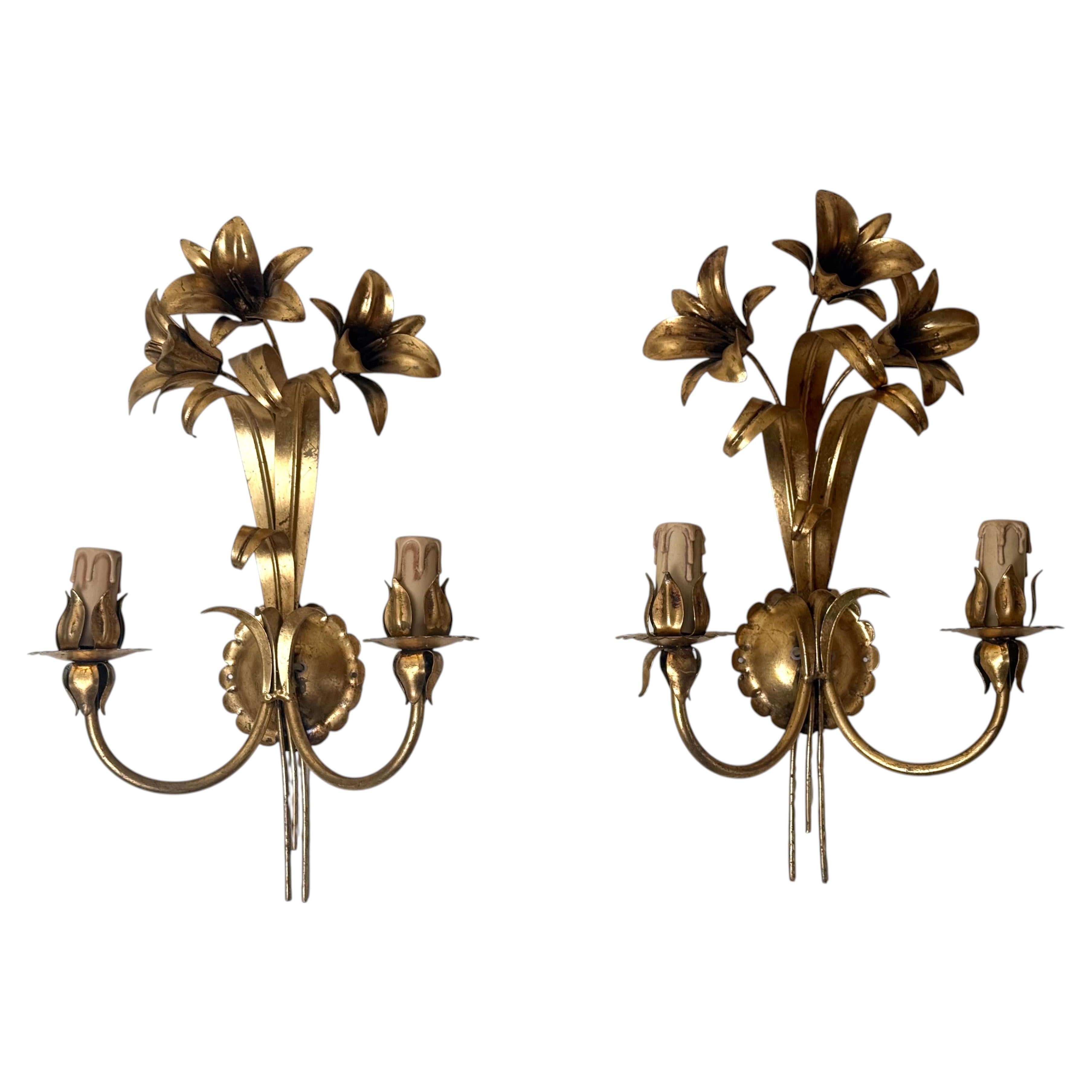 Pair of Italian Gilt Lily Sconces by Passeri, Hollywood Regency
