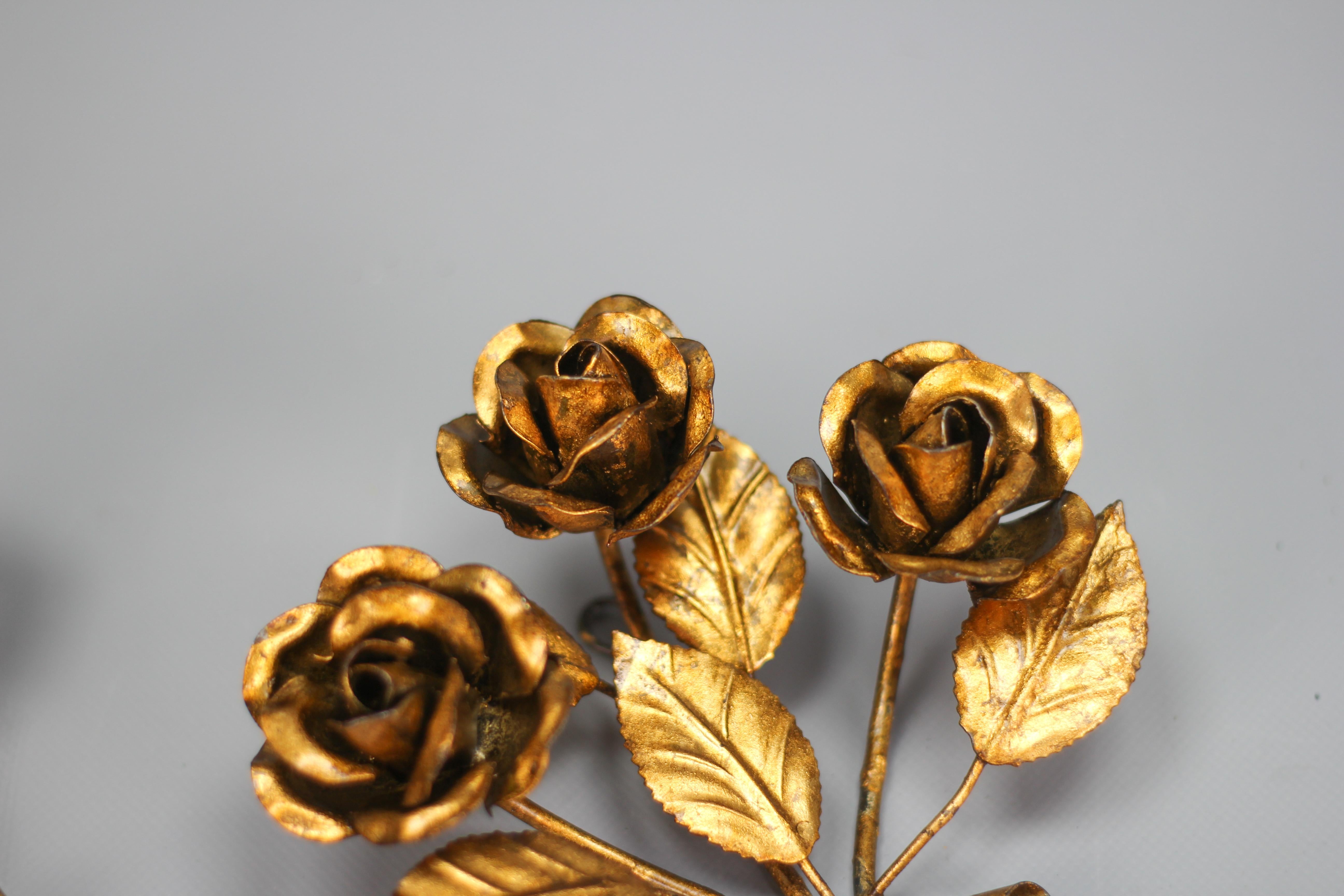Pair of Italian Gilt Metal Coat Hooks Roses, 1960s In Good Condition For Sale In Barntrup, DE