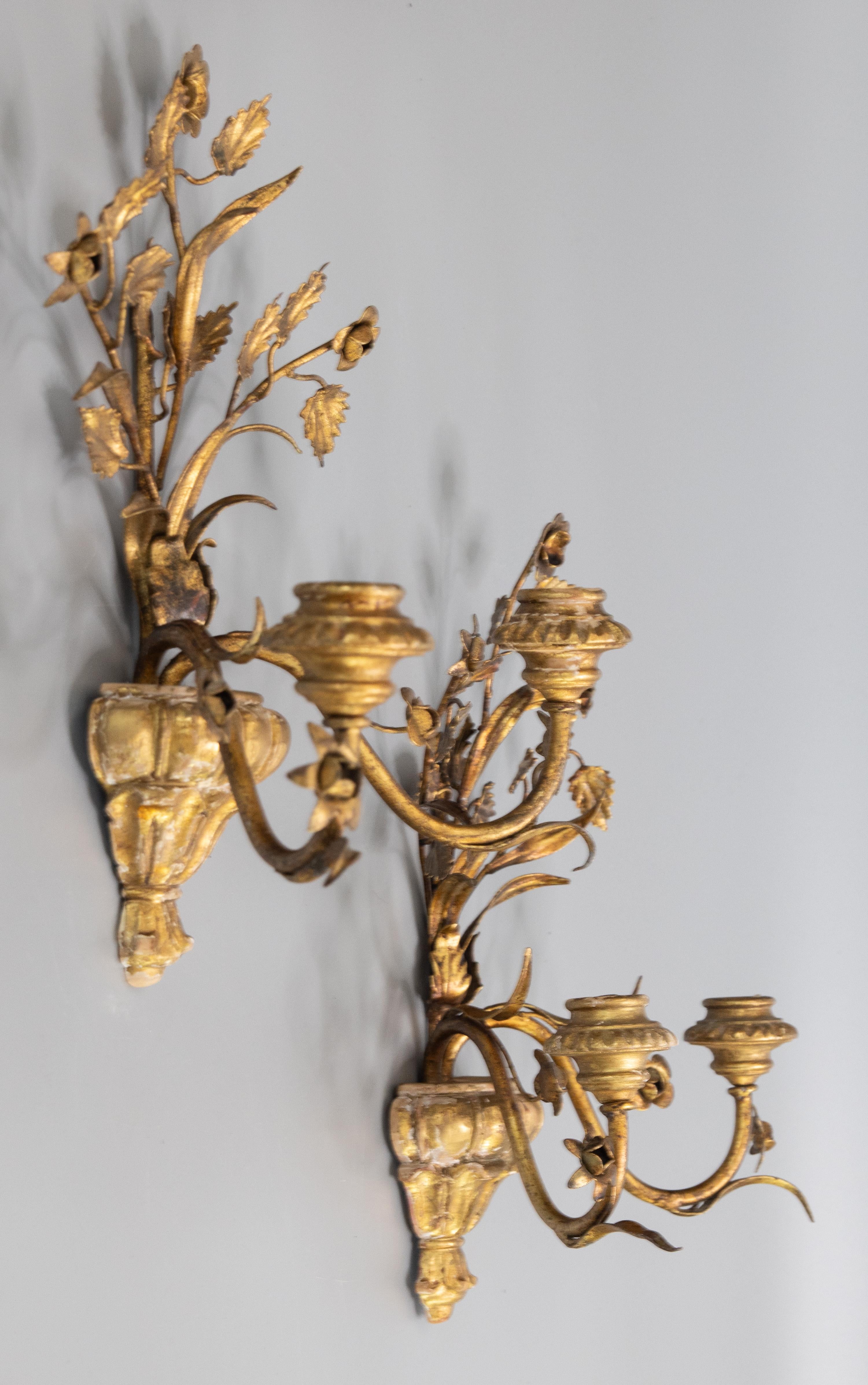 Mid-20th Century Pair of Italian Gilt Tole & Giltwood Floral Candle Wall Sconces, circa 1940