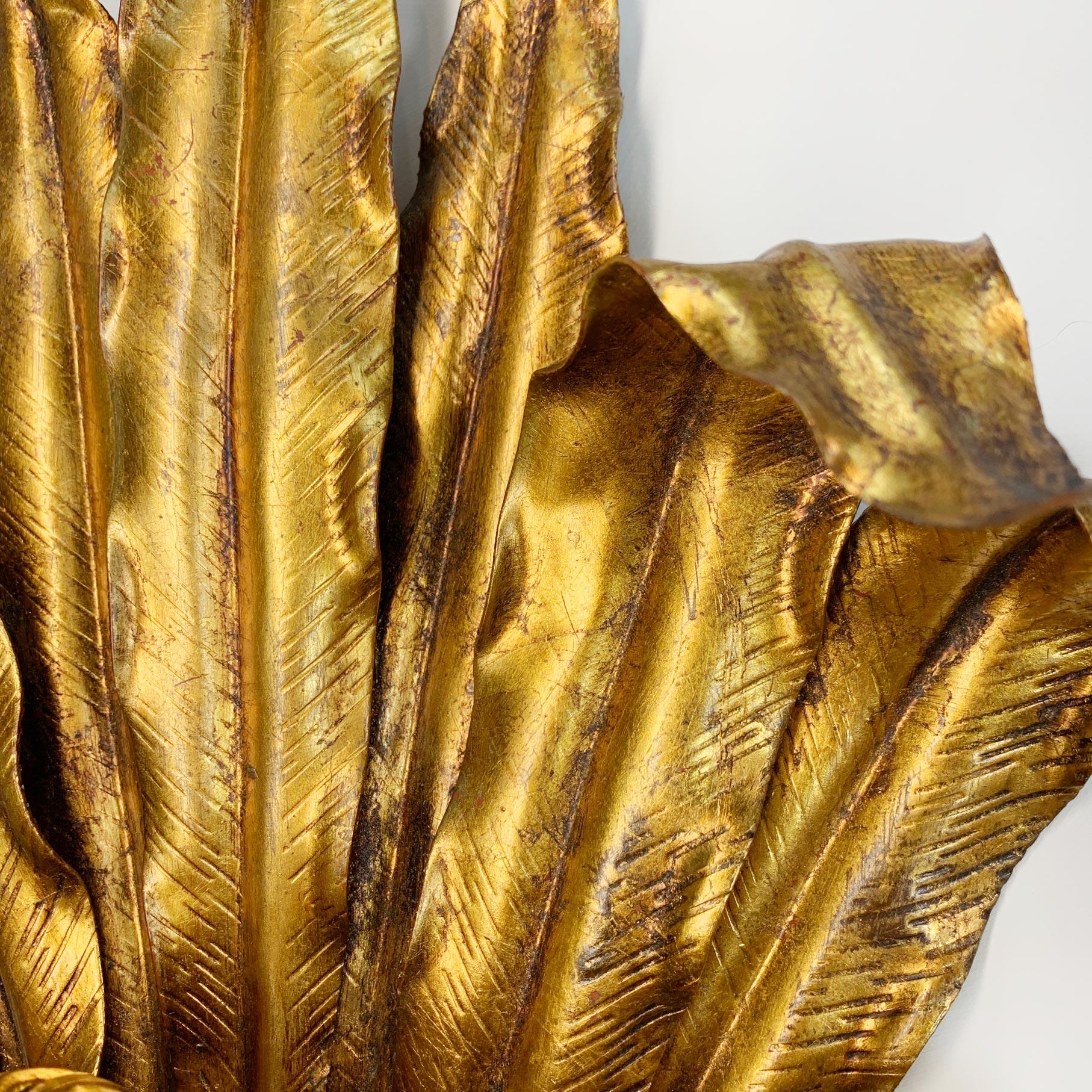 Mid-20th Century Pair of Italian Gilt Tole Palm Leaf and Coronet Wall Lights For Sale