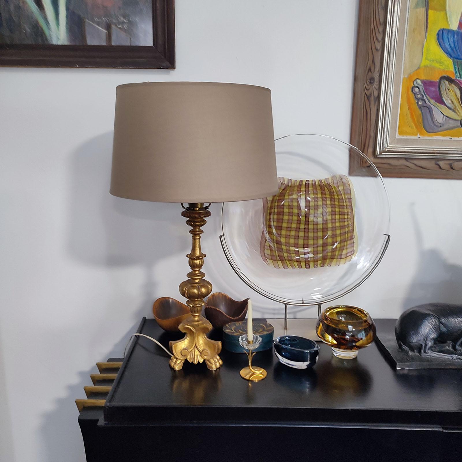 Néo-baroque Paire de lampes de table italiennes en bois doré 19e siècle en vente