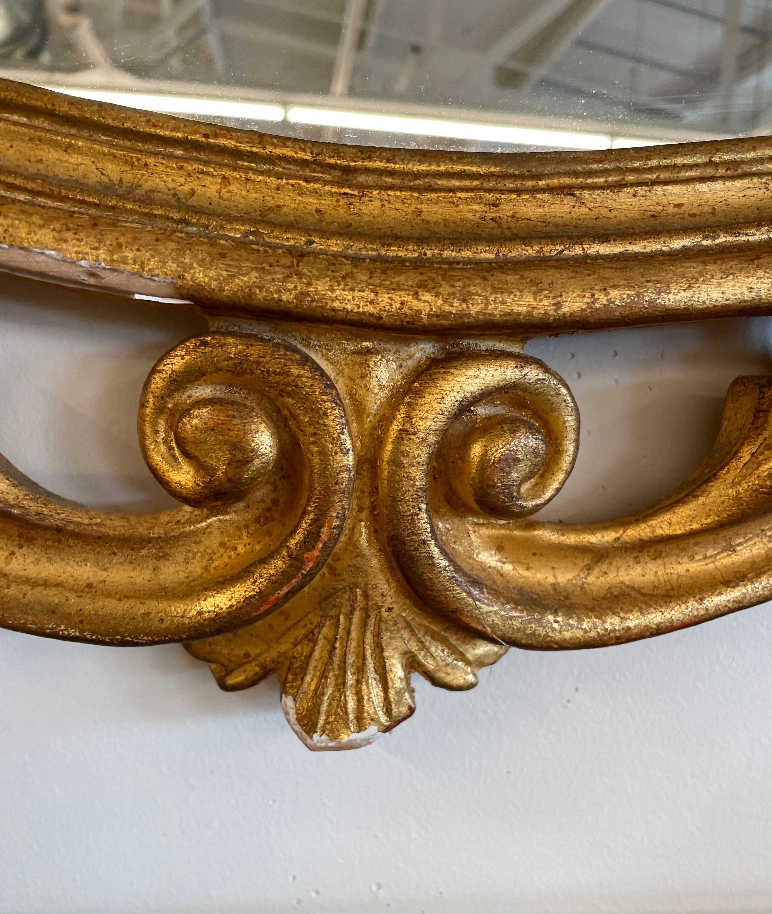 Miroir Paire de miroirs muraux ou consoles italiens en bois doré en vente
