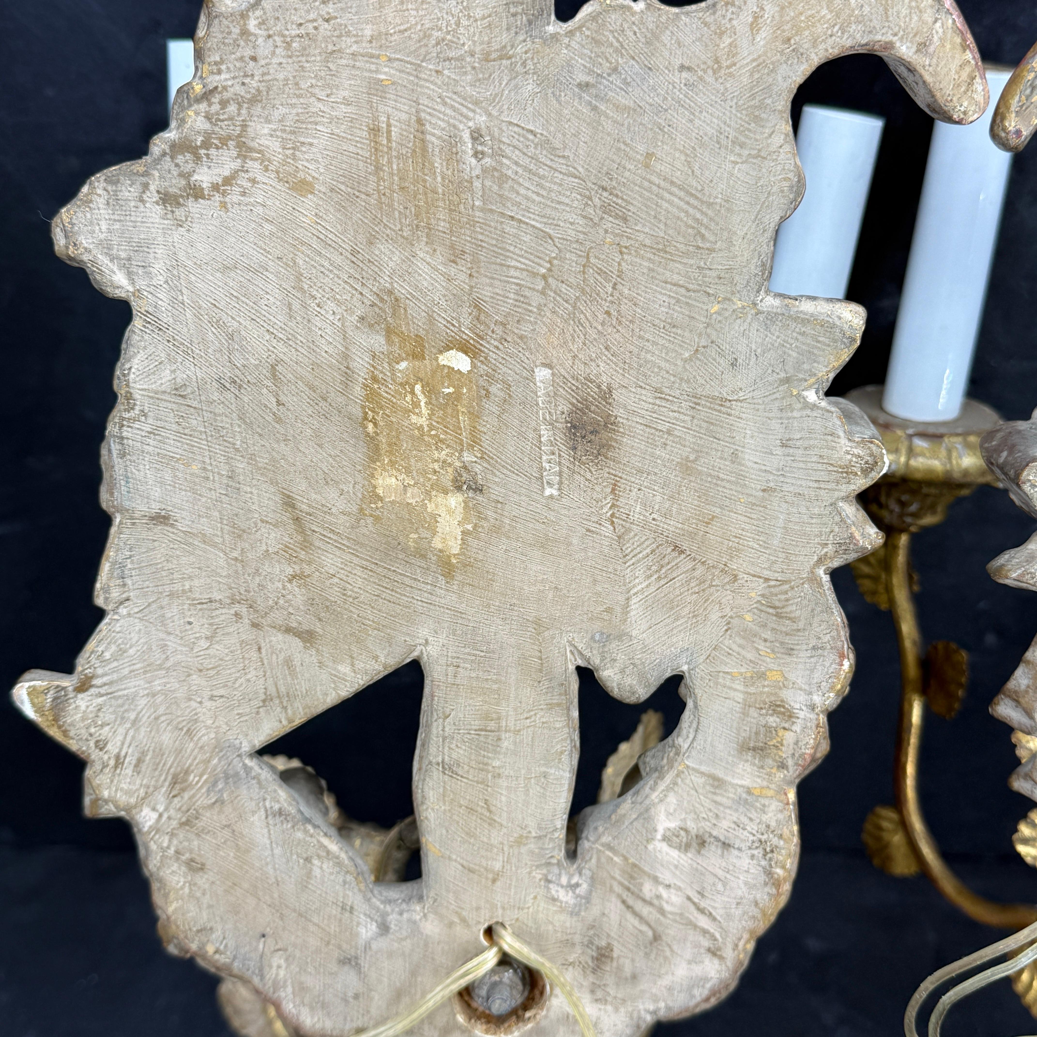 Pair of Italian Gilt Wood Wall Sconces Appliques Lights in vendita 7