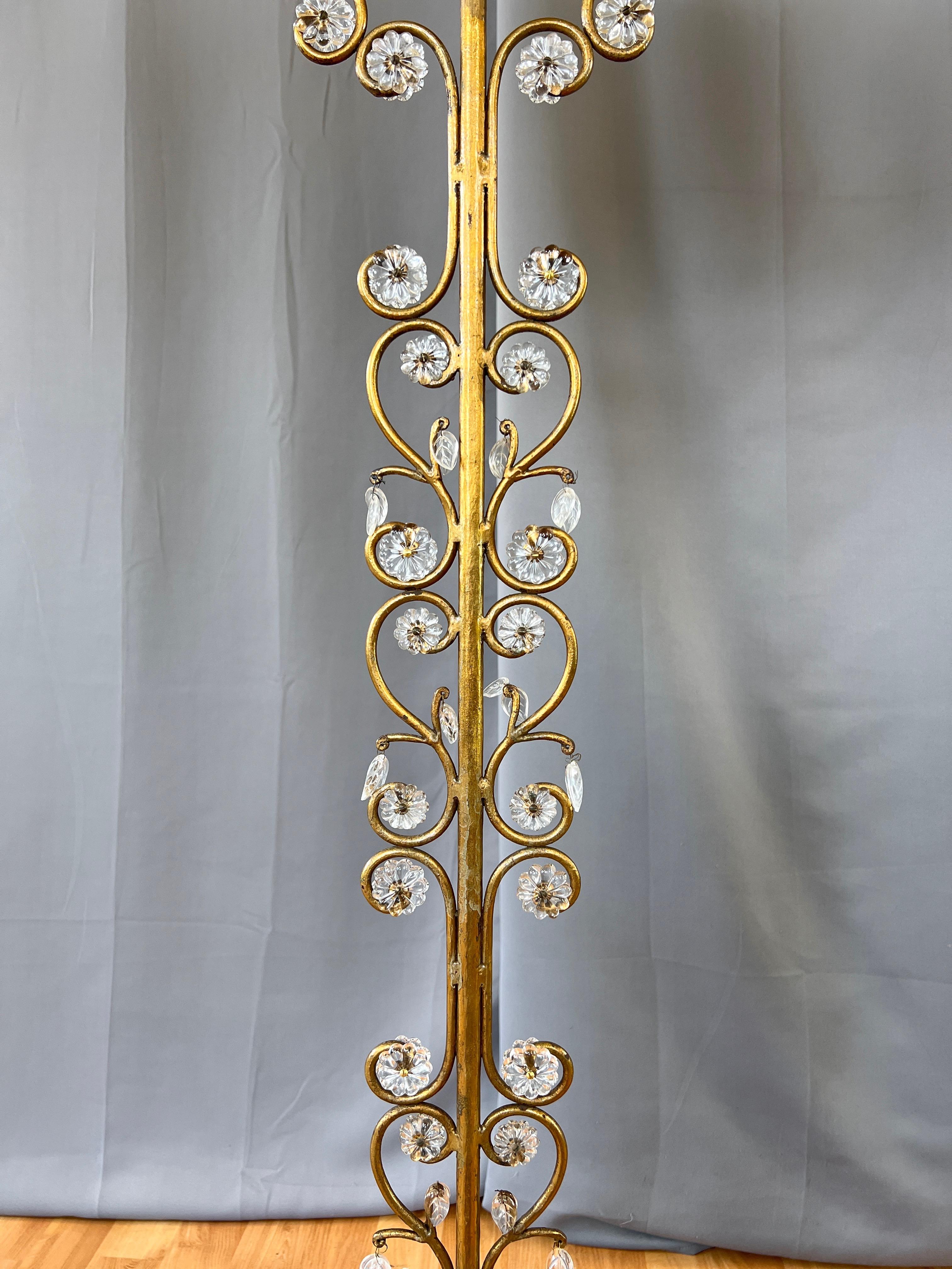 Pair of Italian Gilt Wrought Iron Floor Lamps with Glass Florets & Leaves, 1950s For Sale 1