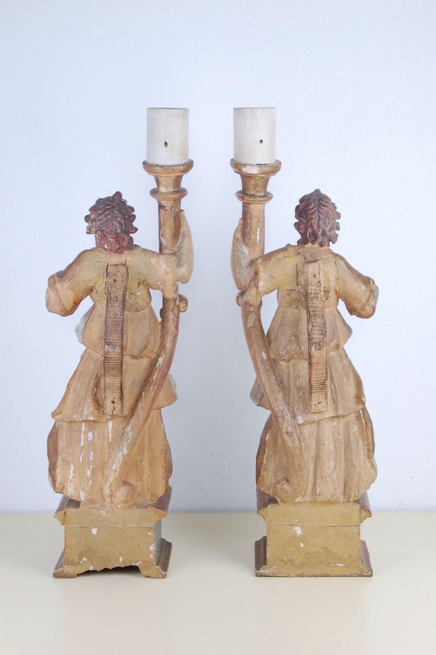 18th Century and Earlier Pair of Italian Giltwood and Polychrome Torchères, circa 1750 For Sale