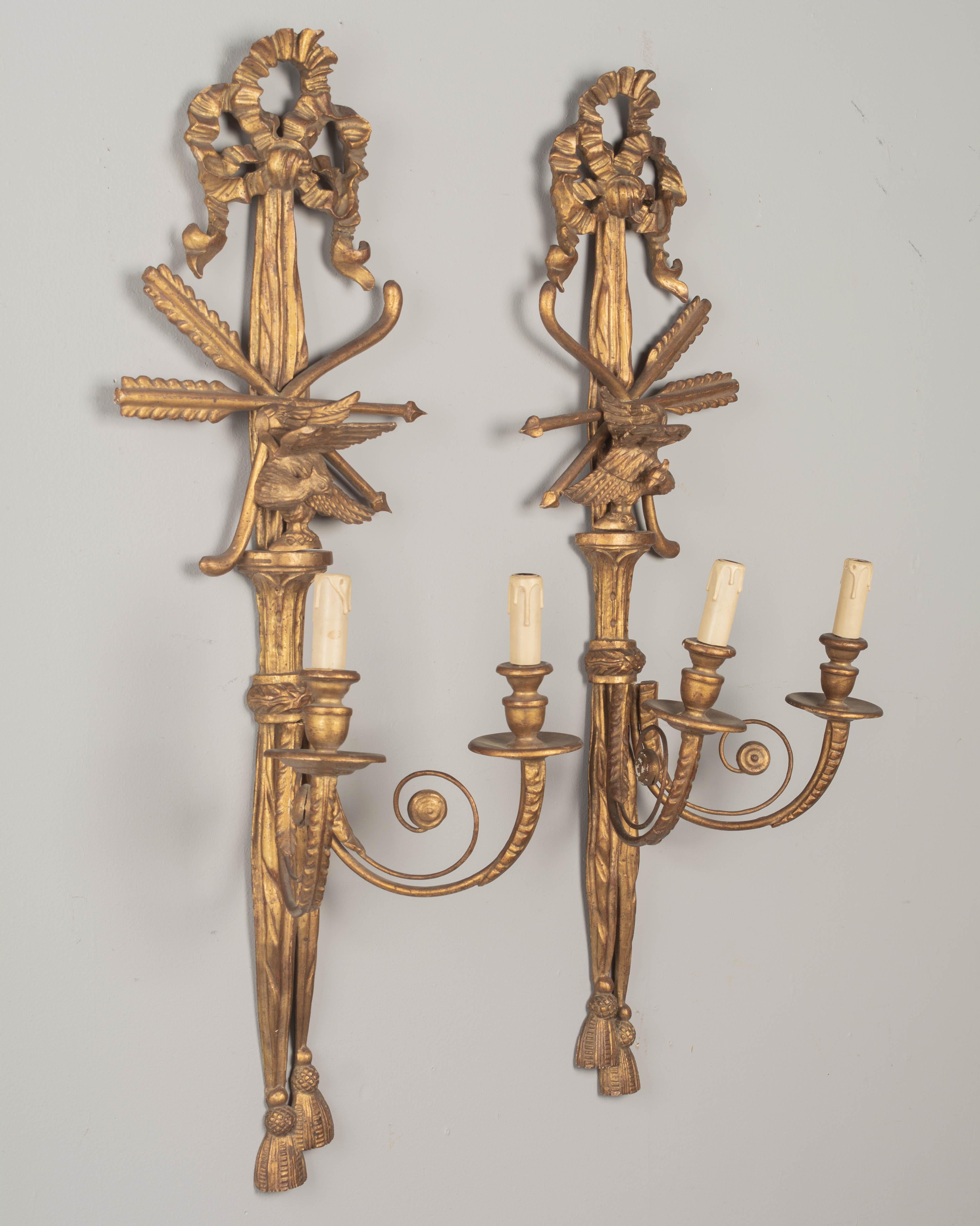 Hand-Carved Pair of Italian Giltwood Sconces For Sale