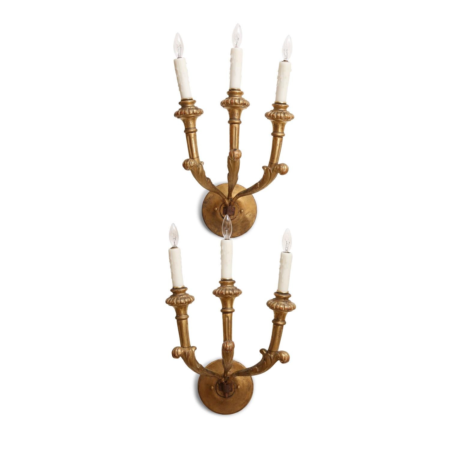 Pair of Italian Giltwood Sconces In Good Condition In Houston, TX