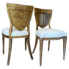 Coppia di sedie laterali in legno dorato italiano  