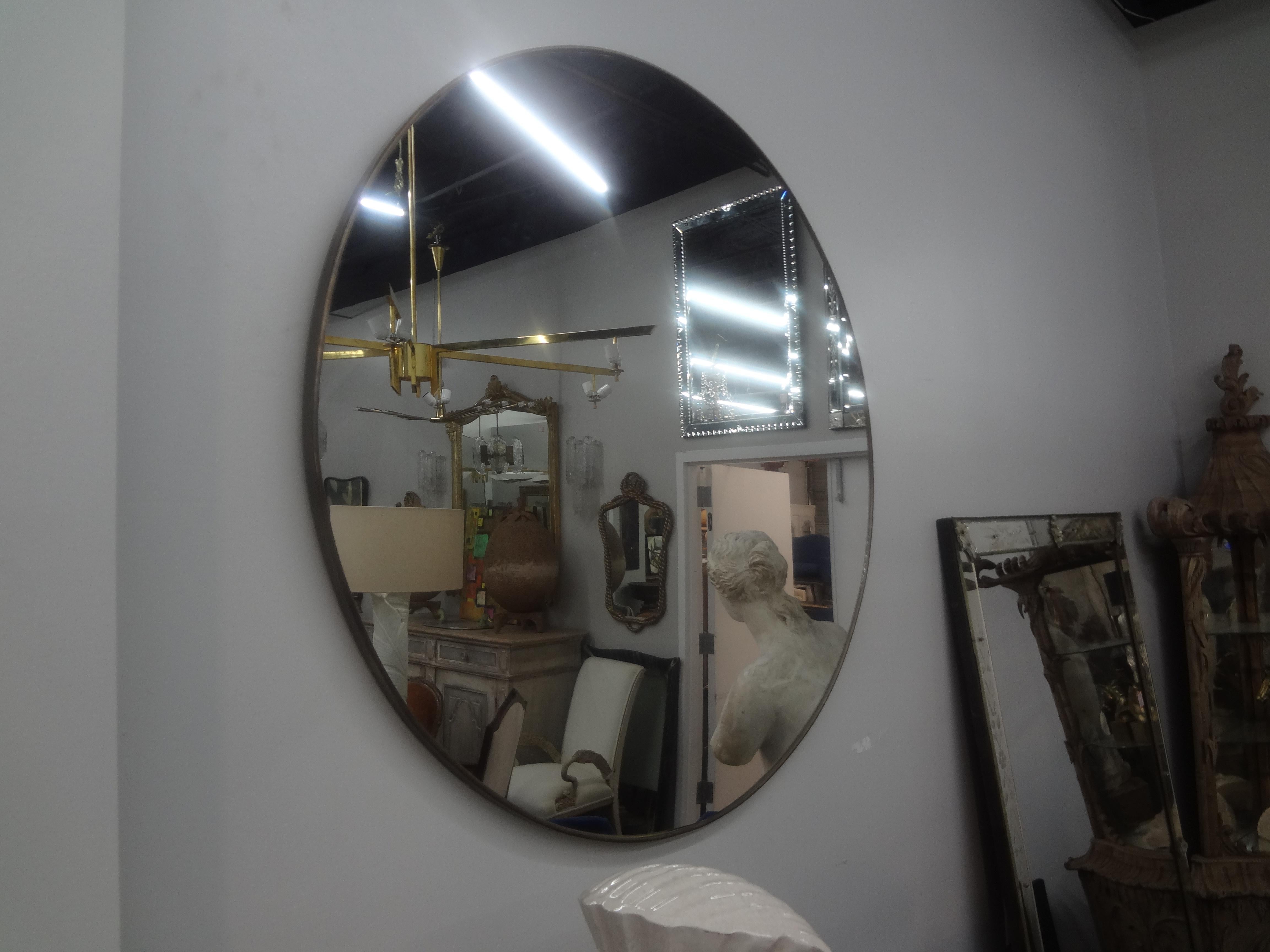 Mid-Century Modern Pair of Italian Gio Ponti Inspired Brass Mirrors For Sale