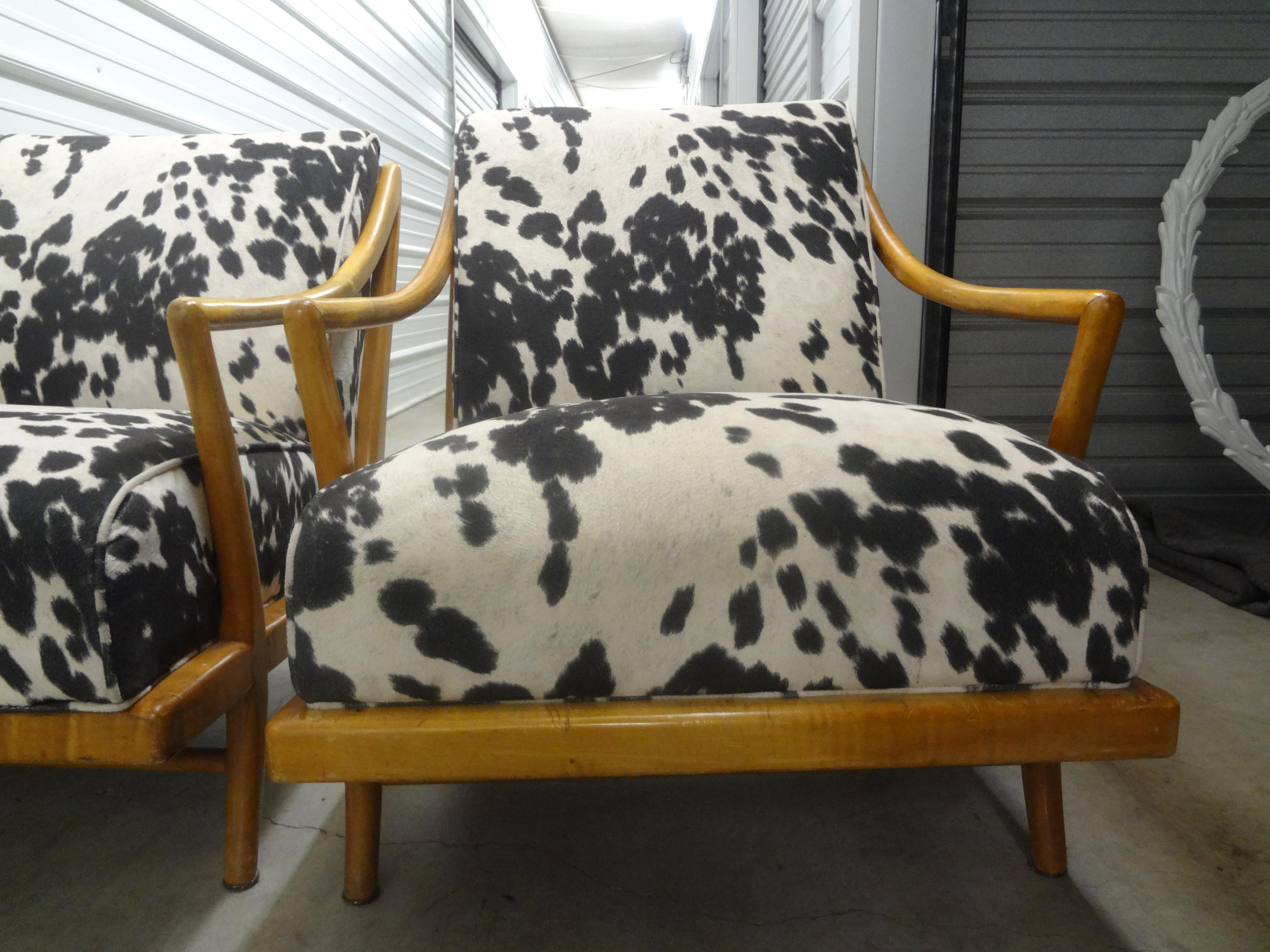 Pair of Italian Gio Ponti Inspired Walnut Lounge Chairs 1
