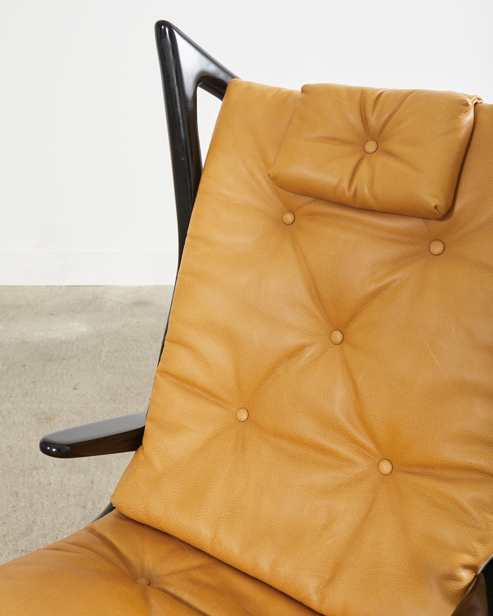 Pair of Italian Gio Ponti Style Ebonized Lounge Chairs For Sale 6