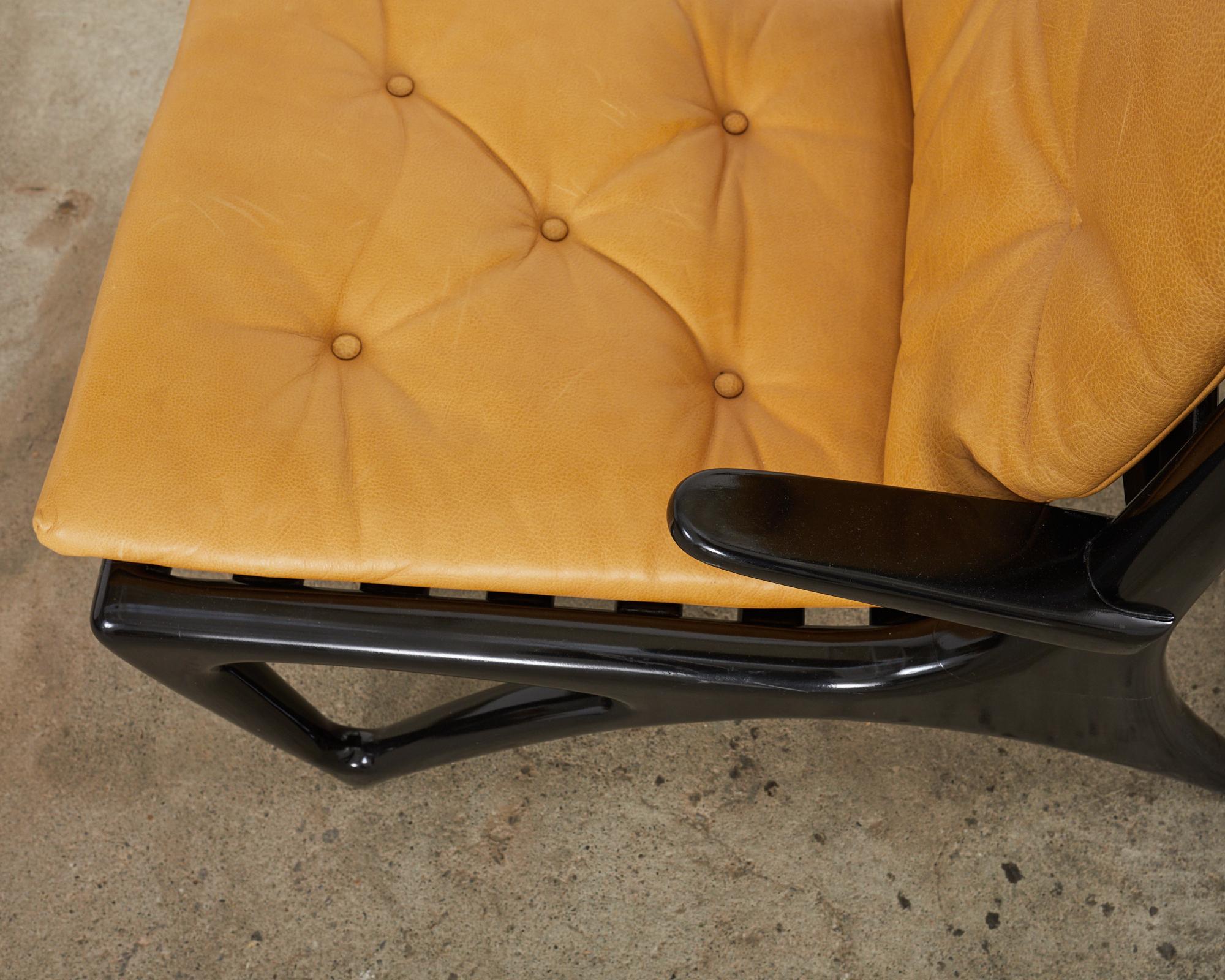 Pair of Italian Gio Ponti Style Ebonized Lounge Chairs For Sale 1