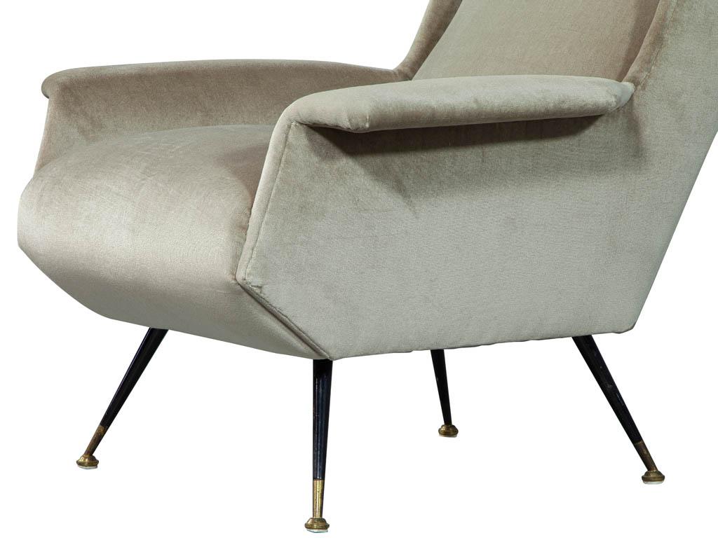 Pair of Italian Gio Ponti Style Mid-Century Modern Parlor Chairs 3