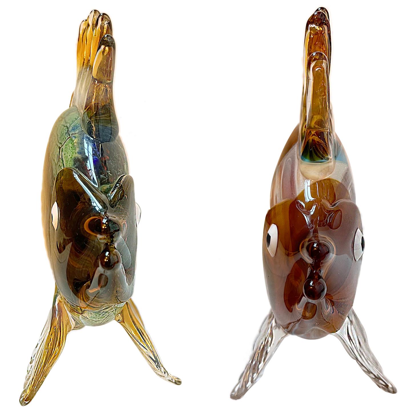 Pair of circa 1960's Italian blown glass fish.

Measurements:
Height: 11.25