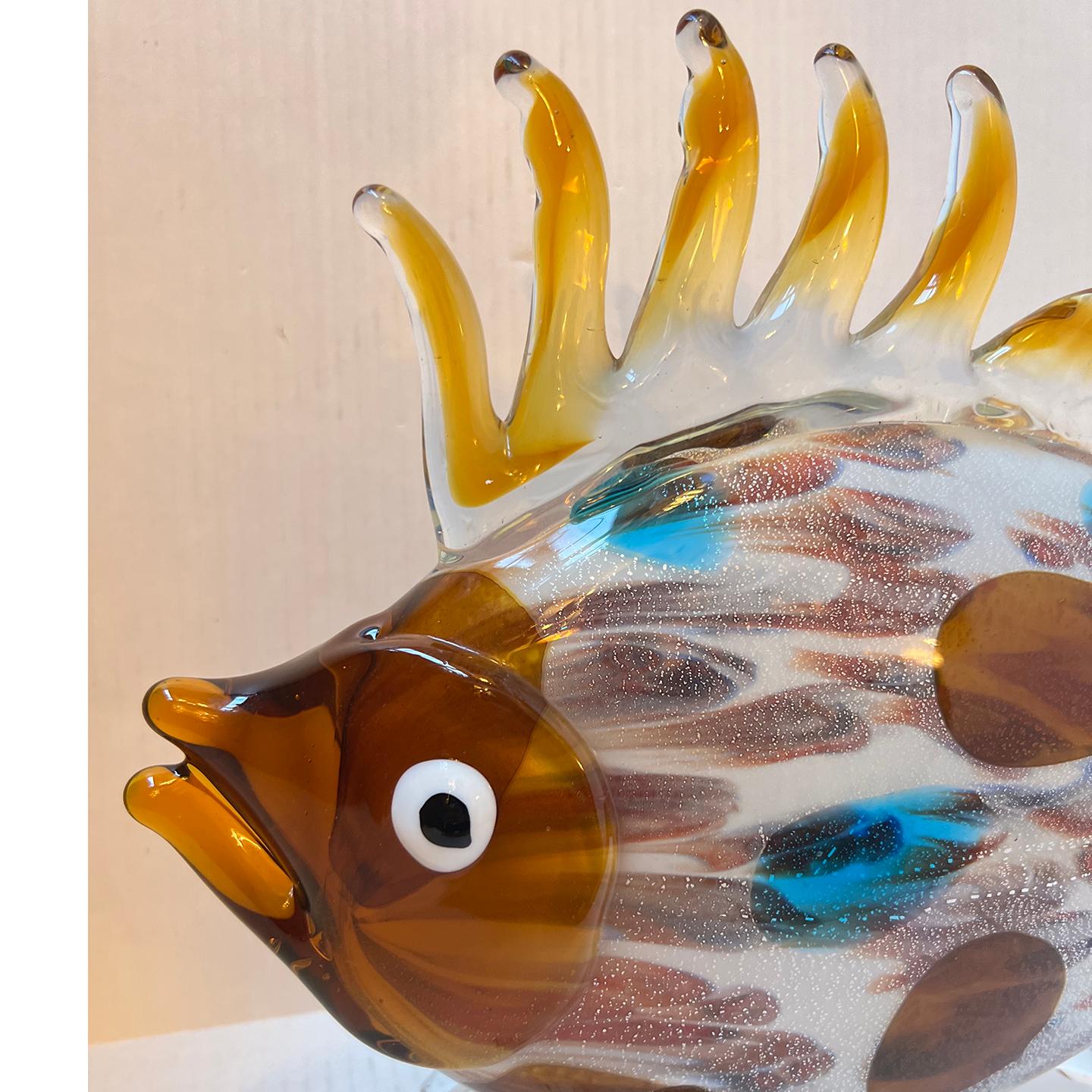 Pair of Italian Glass Fish In Good Condition For Sale In New York, NY