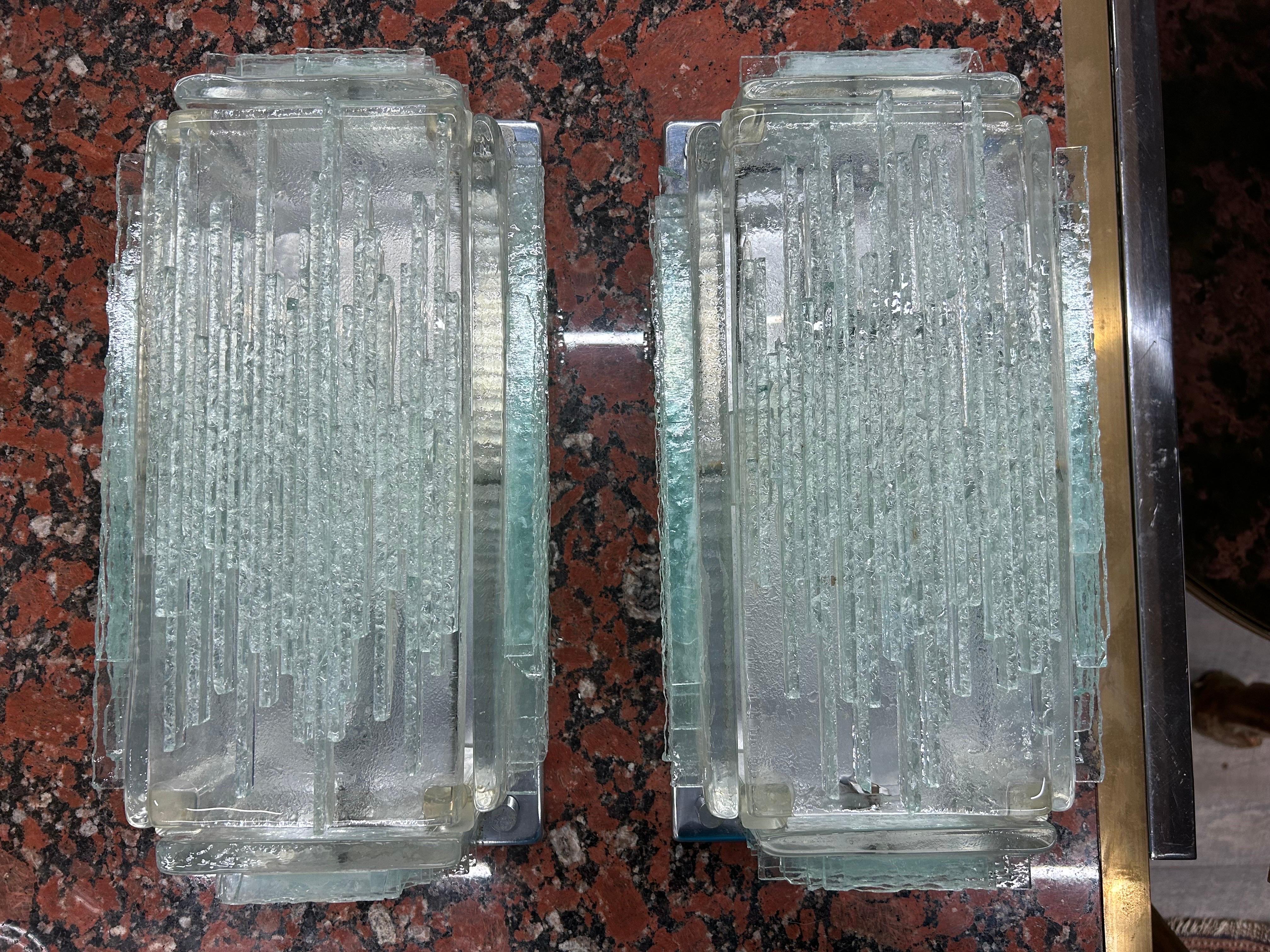 Pair Of Italian Glass Sconces By Poliarte In Good Condition For Sale In Houston, TX