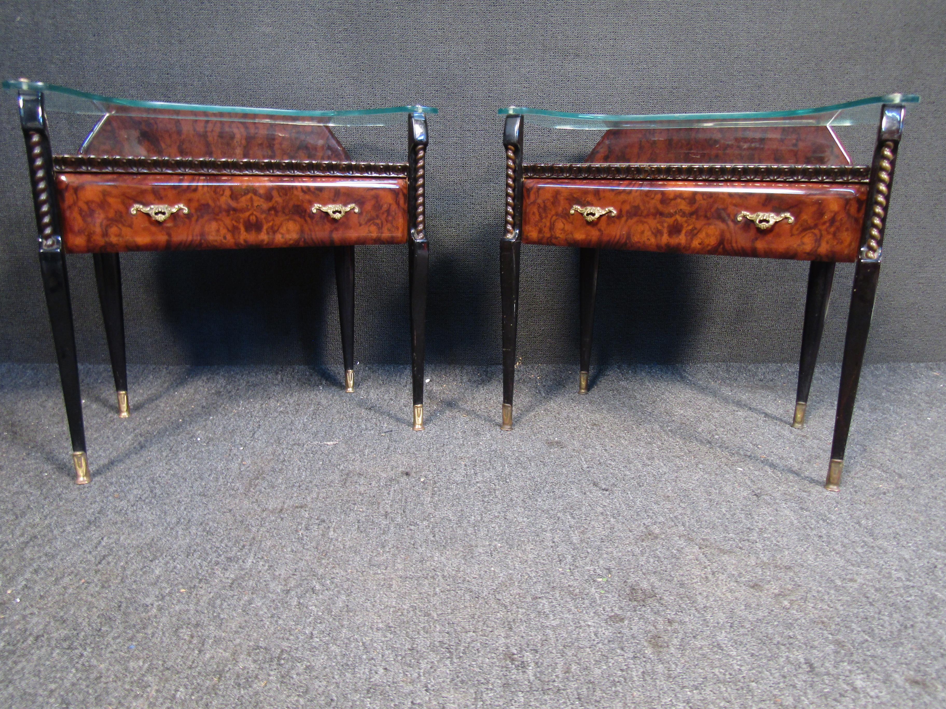 Pair of Italian Glass Top Nightstands In Good Condition For Sale In Brooklyn, NY