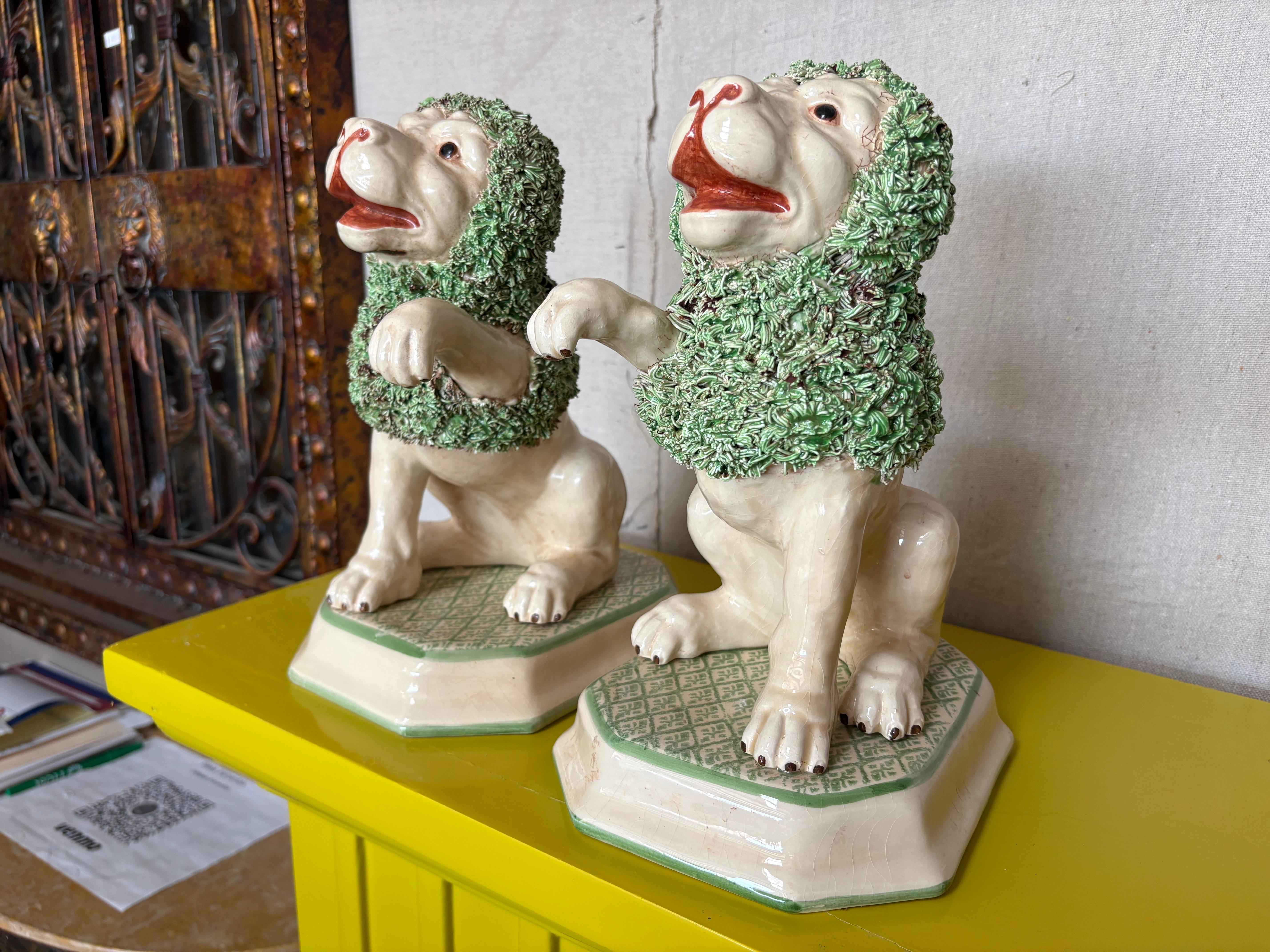 Pair Of Italian Glazed Ceramic Lions In Good Condition For Sale In Houston, TX