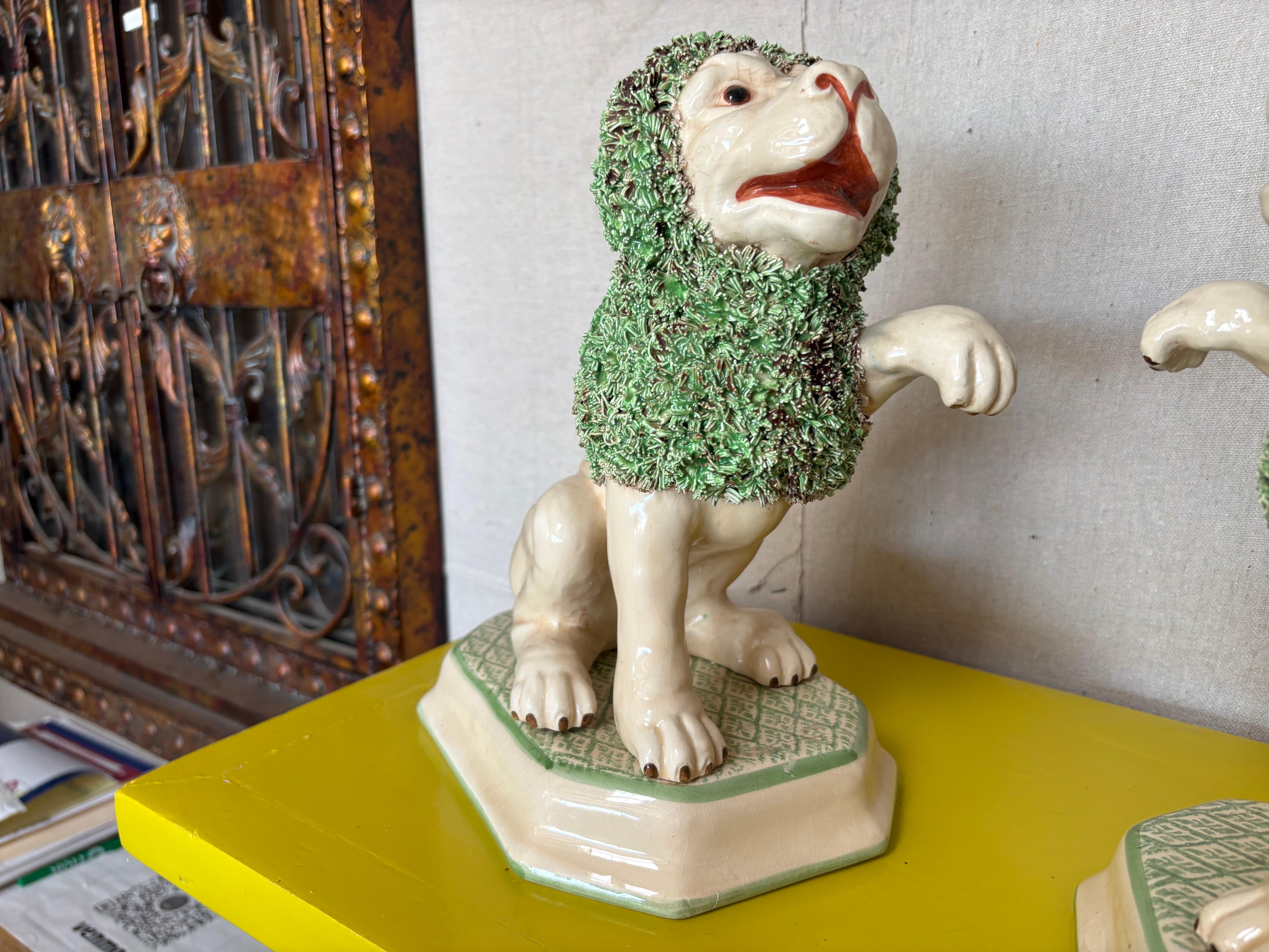 Mid-20th Century Pair Of Italian Glazed Ceramic Lions For Sale