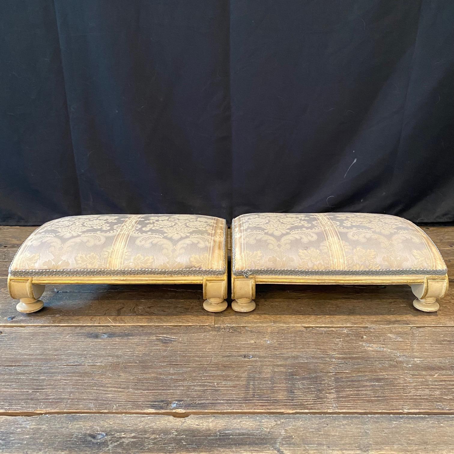 Pair of Italian Gold Gilt and Cream Art Nouveau Club Chairs with Footstools  For Sale 13