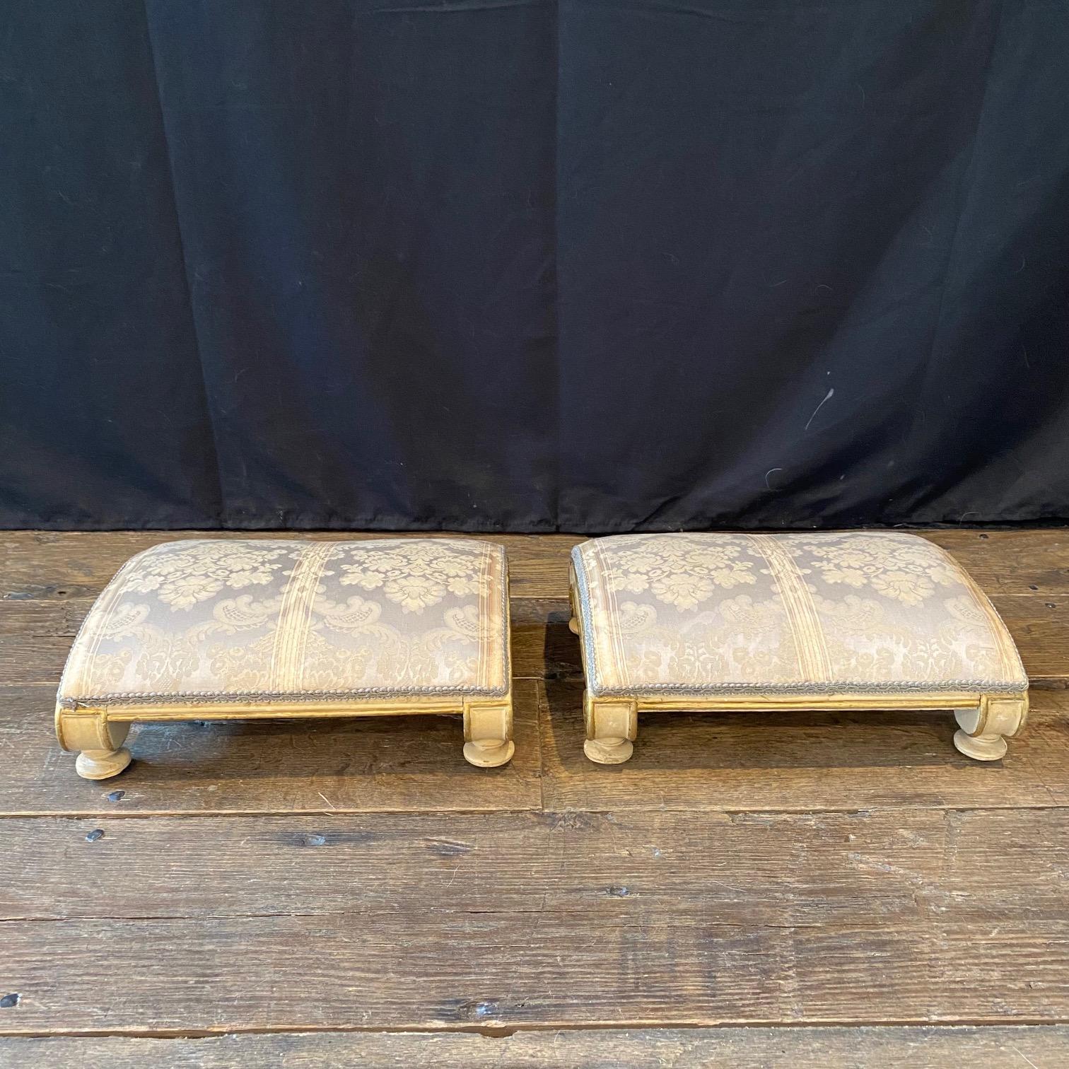 Pair of Italian Gold Gilt and Cream Art Nouveau Club Chairs with Footstools  For Sale 3